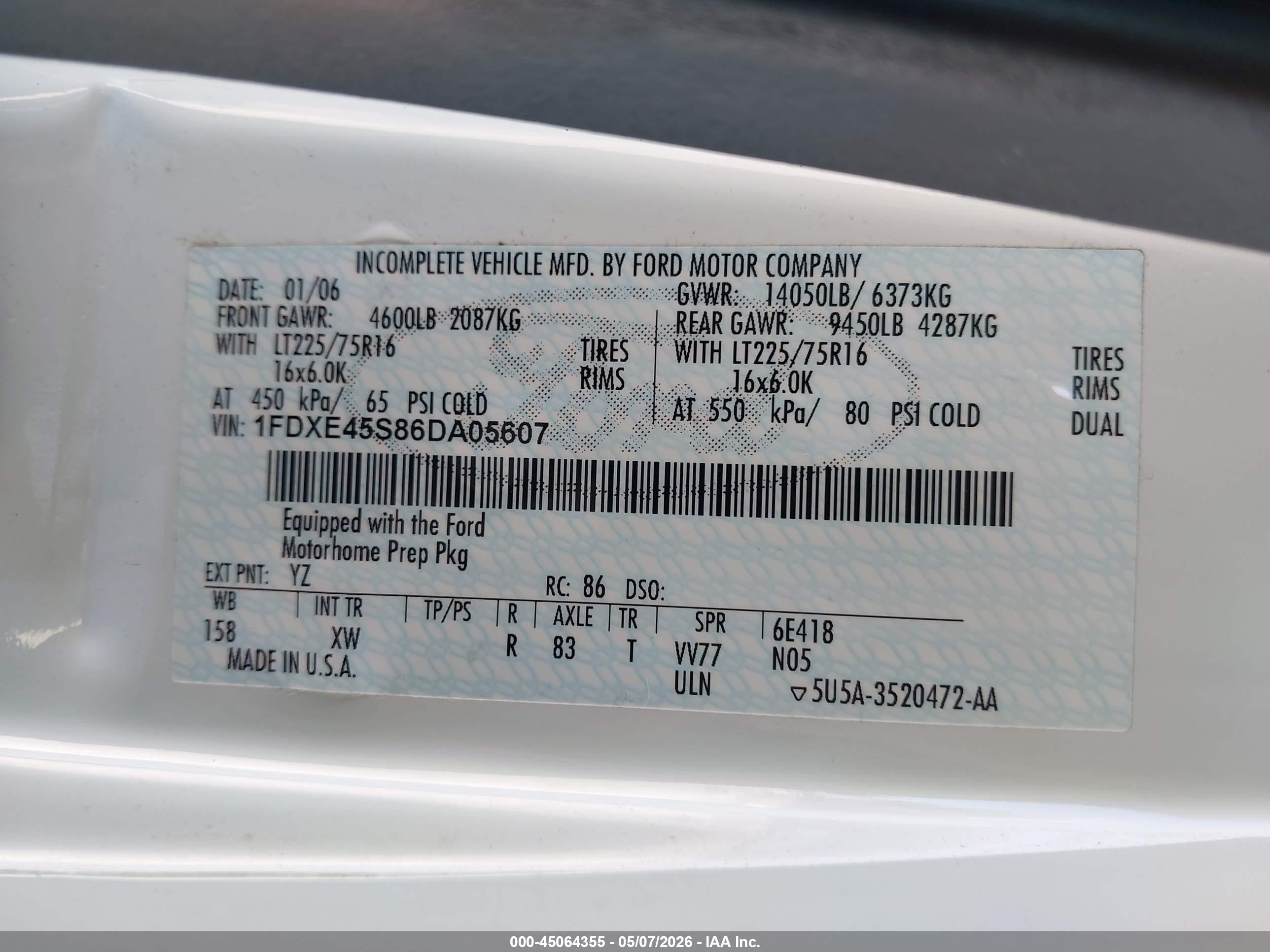 FORD E-450 image 9