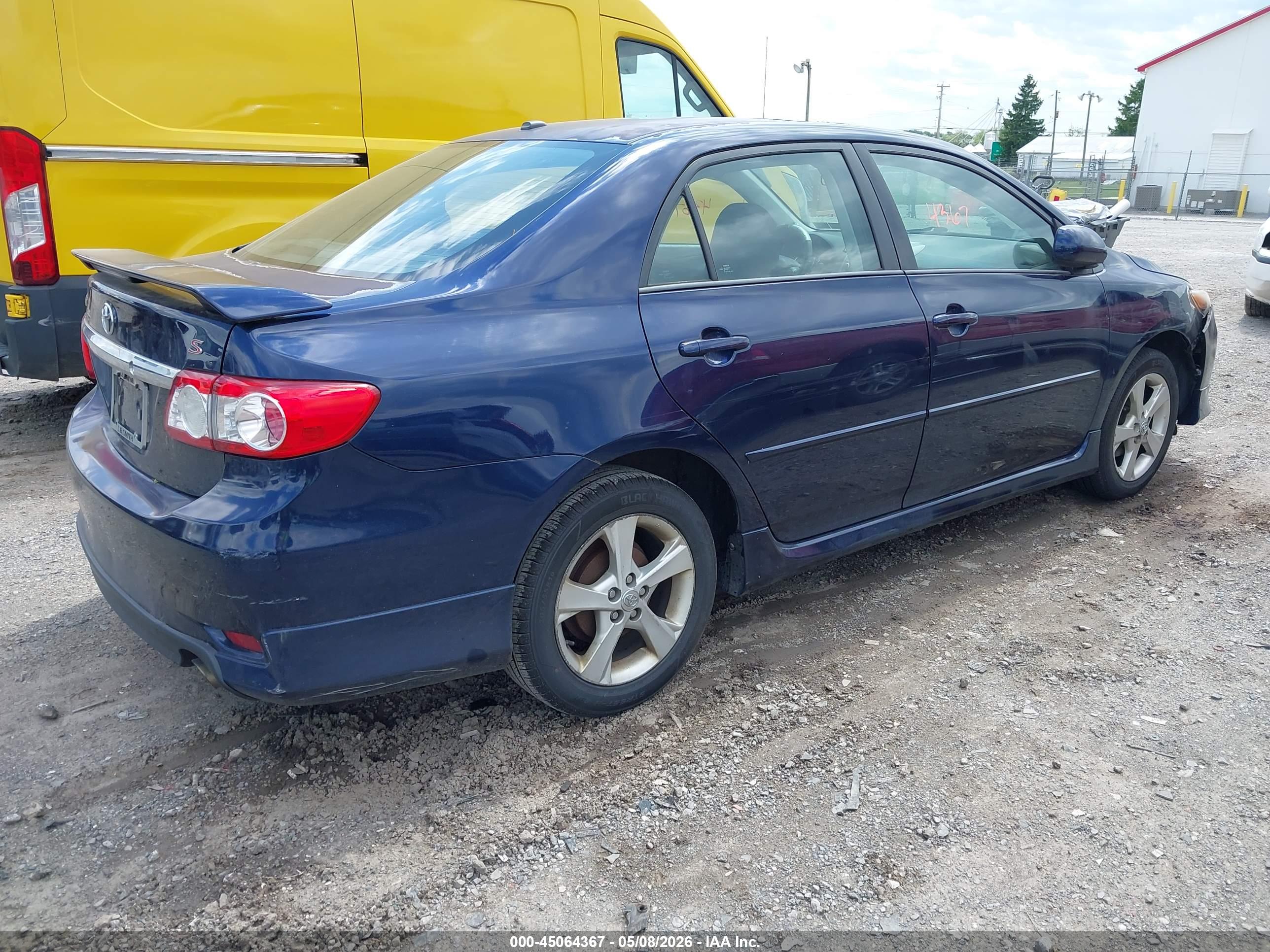 TOYOTA COROLLA image 4