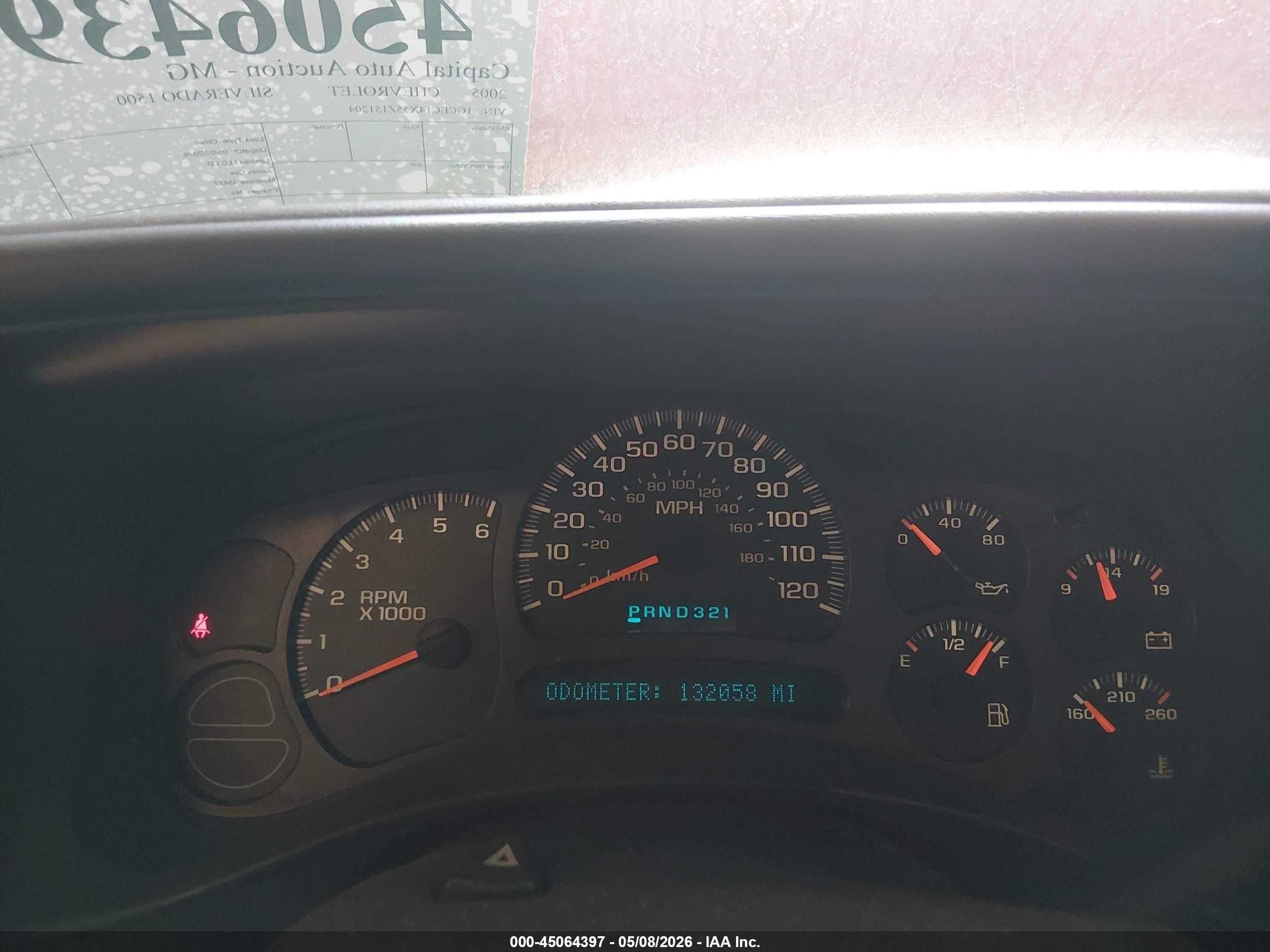 CHEVROLET SILVERADO image 7
