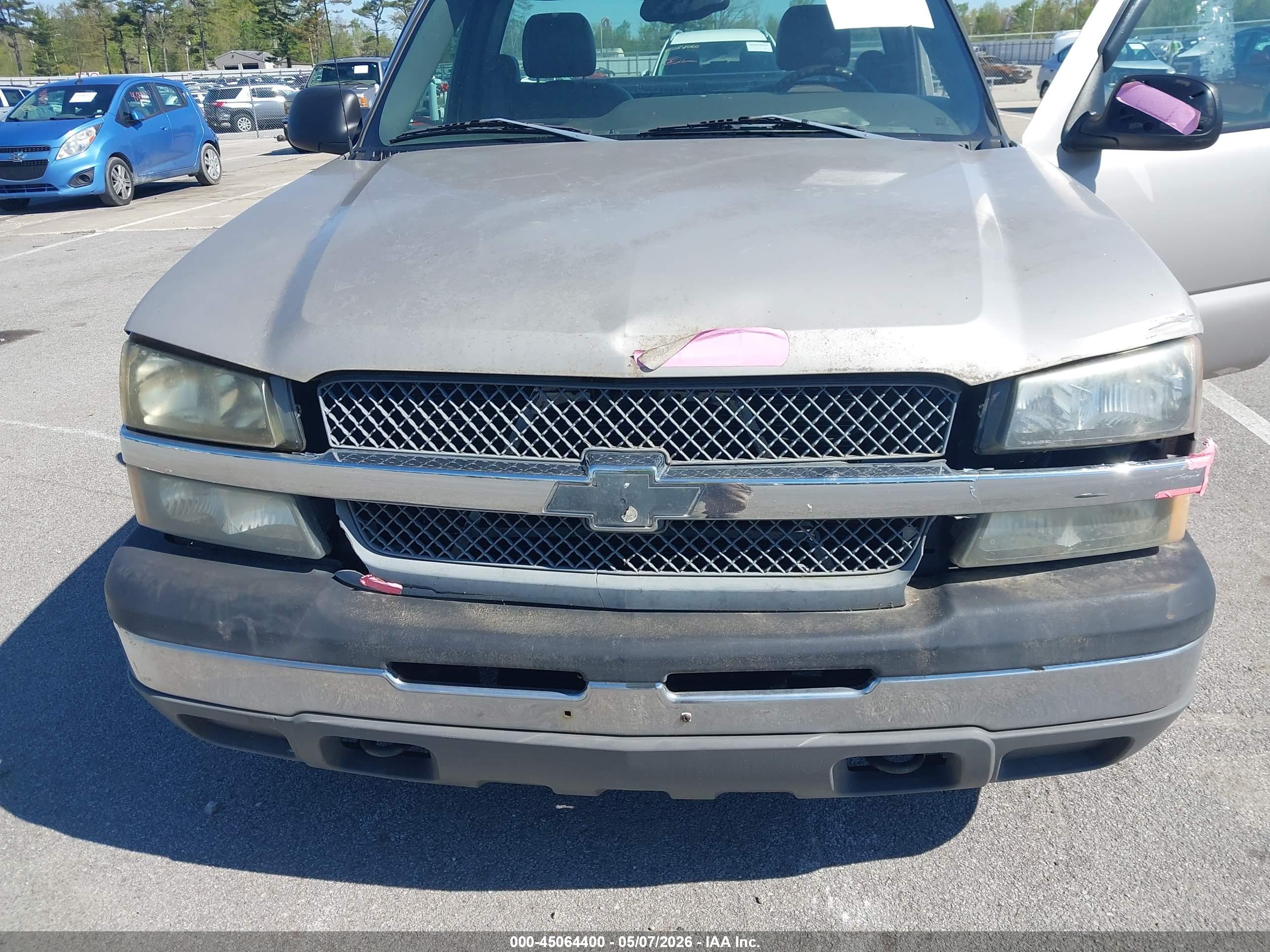 CHEVROLET SILVERADO image 6