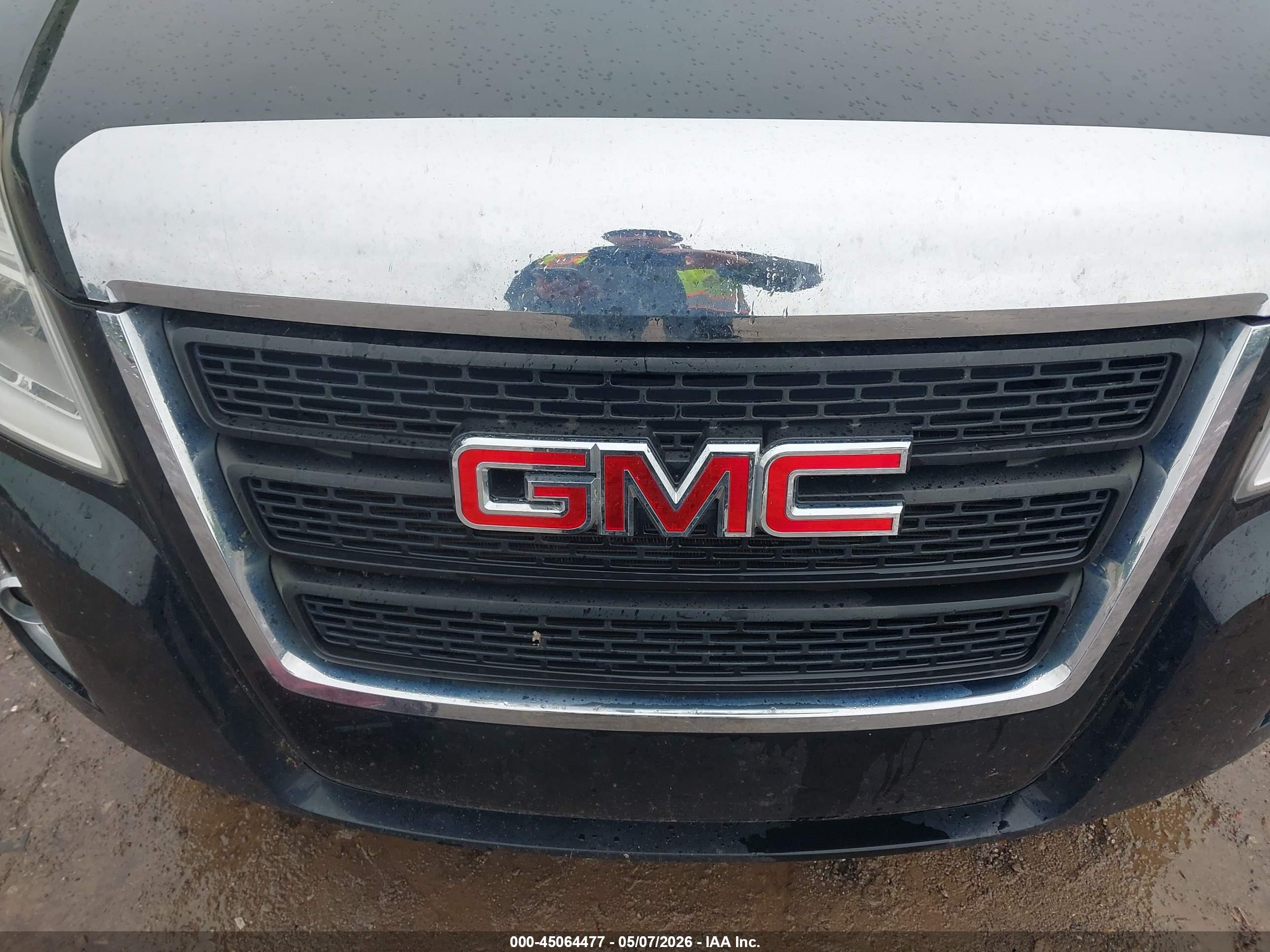GMC TERRAIN image 6