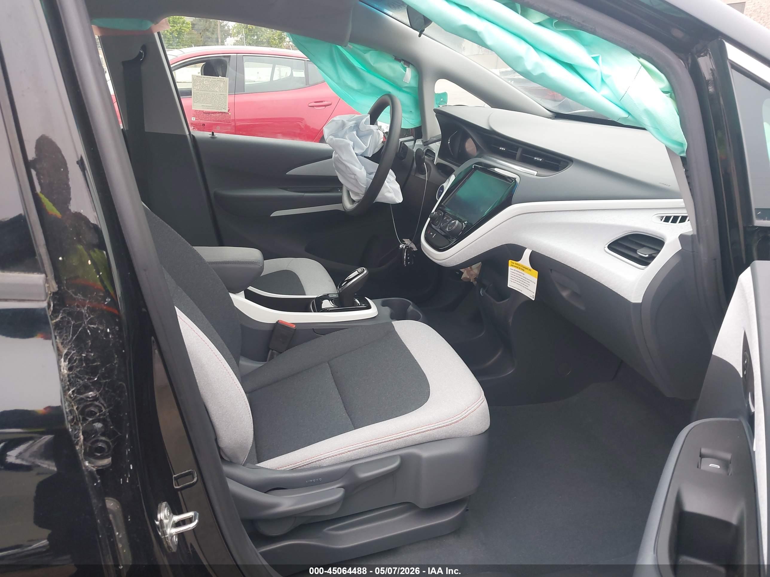CHEVROLET BOLT image 5
