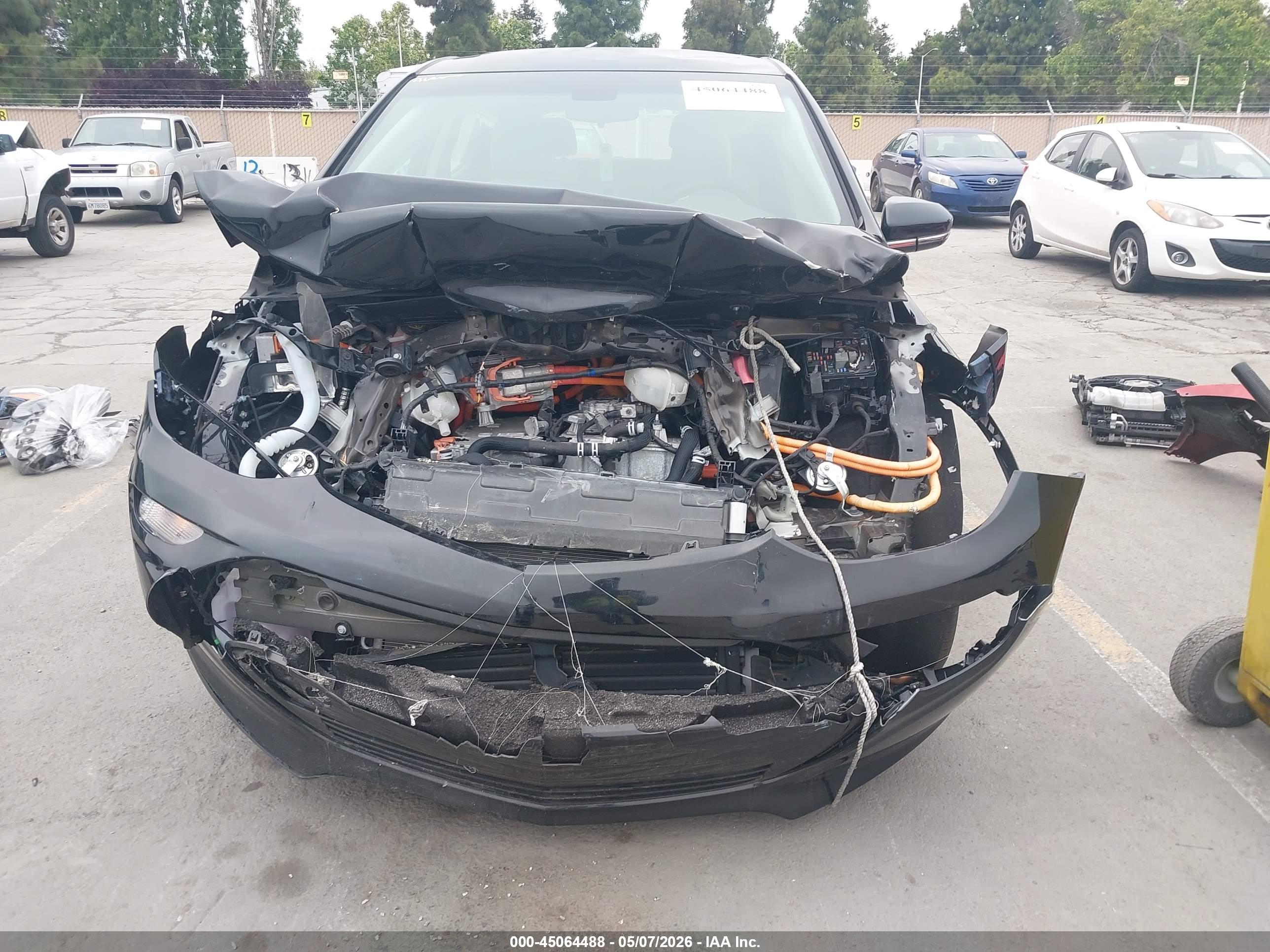 CHEVROLET BOLT image 6