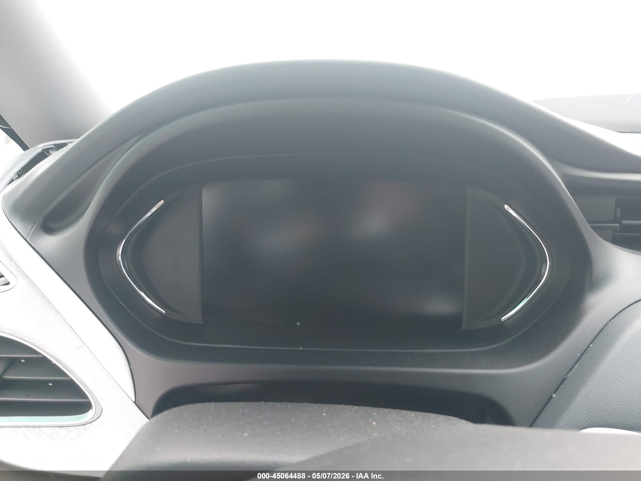 CHEVROLET BOLT image 7