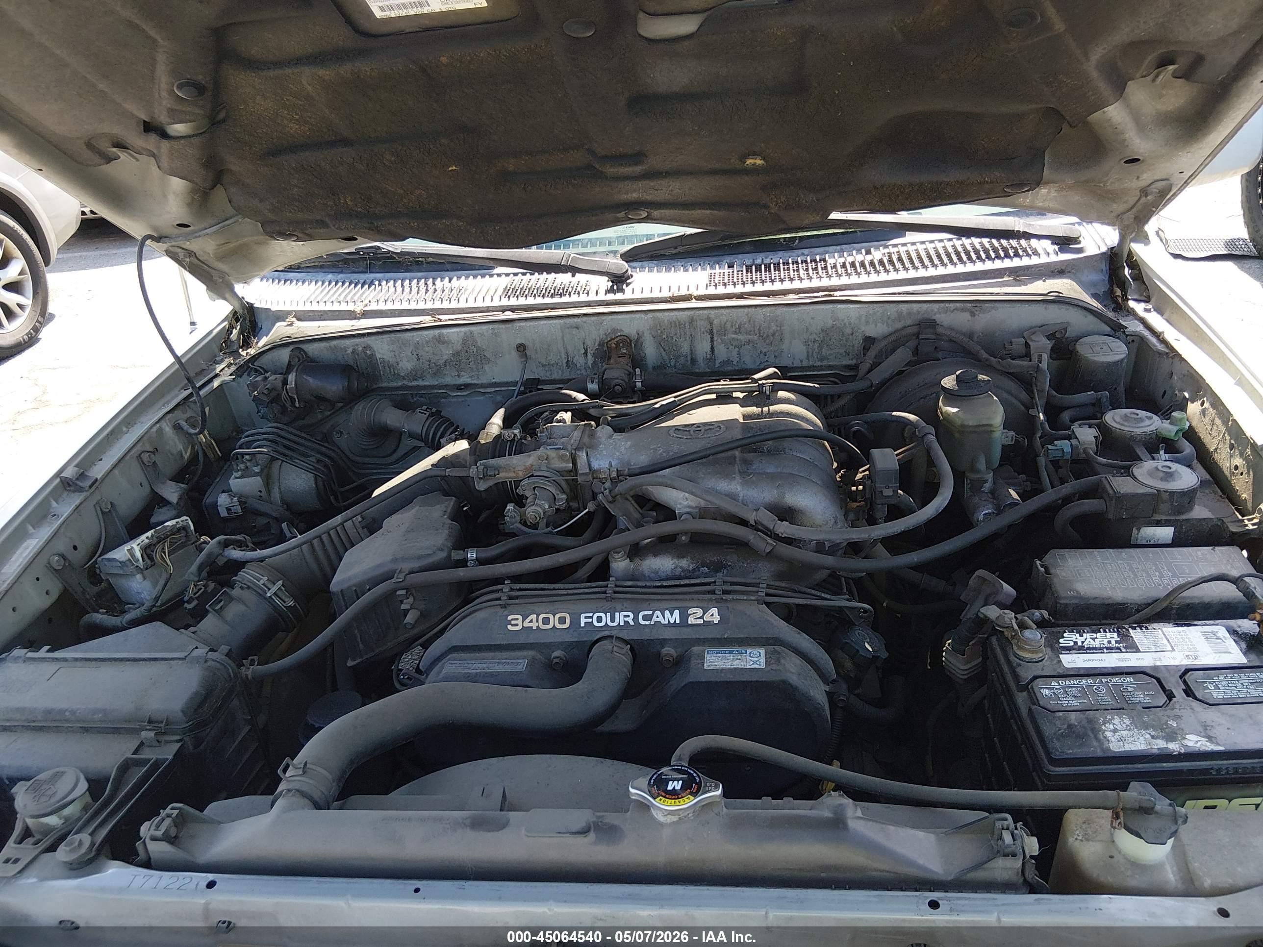 TOYOTA 4RUNNER image 10
