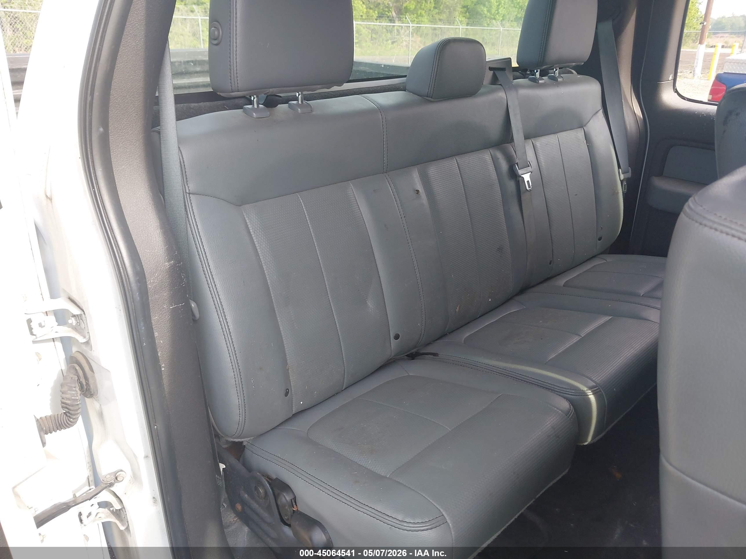 FORD F-150 image 8