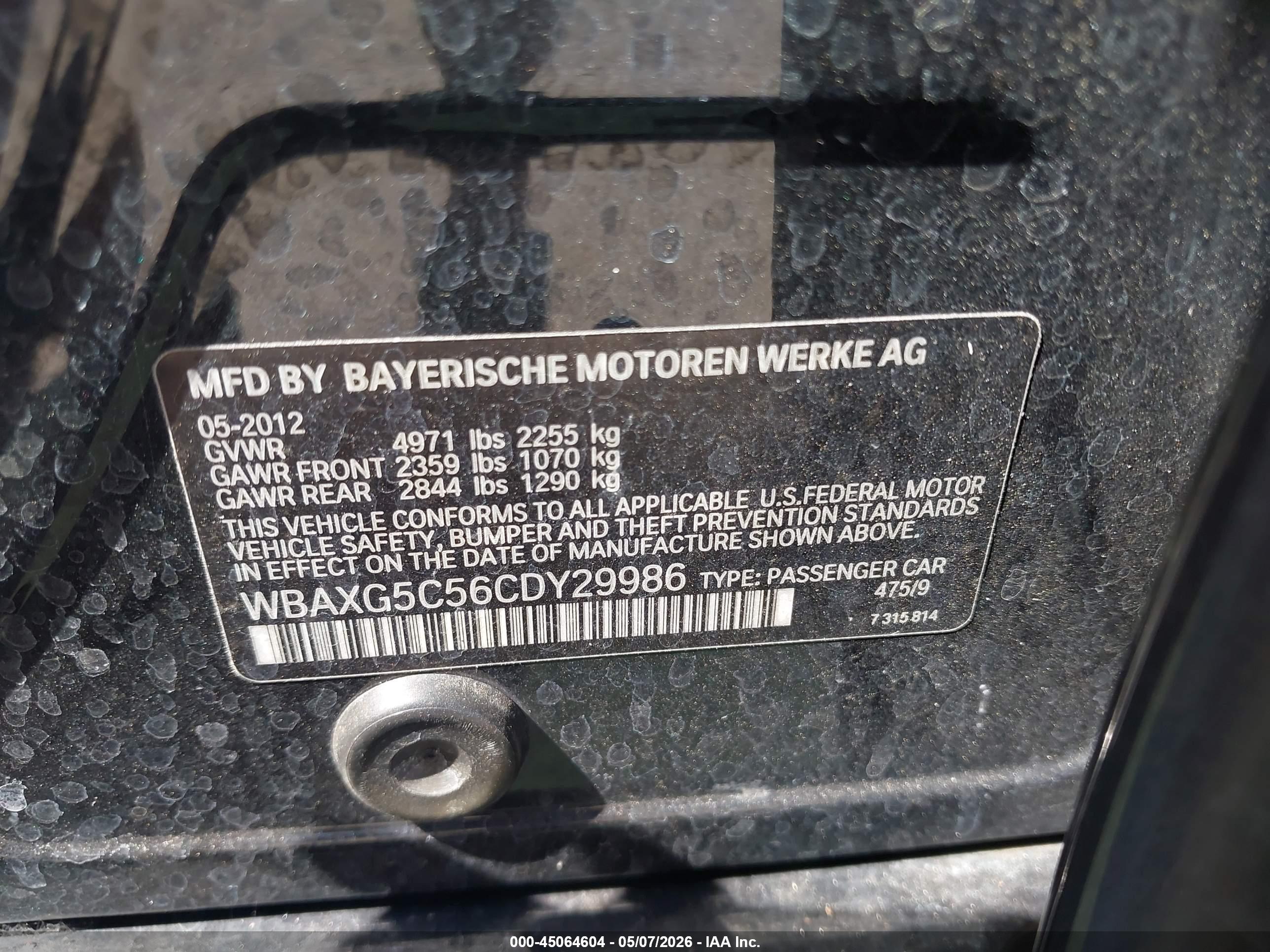 BMW 528I image 9