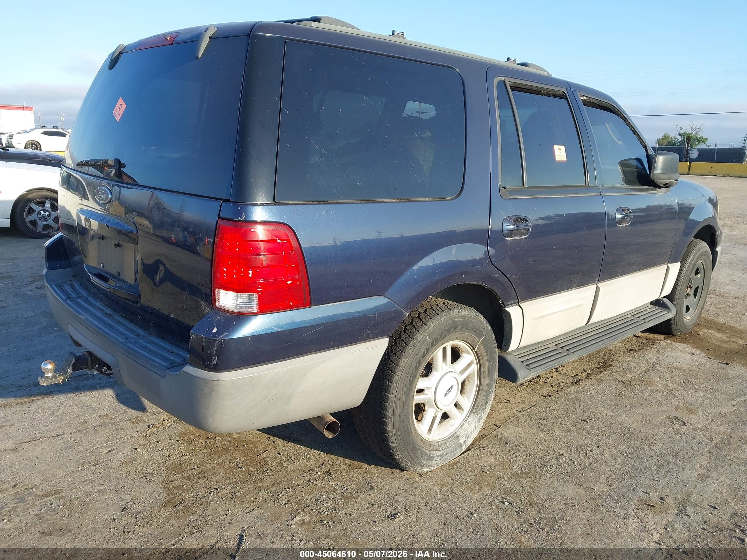 FORD EXPEDITION image 4