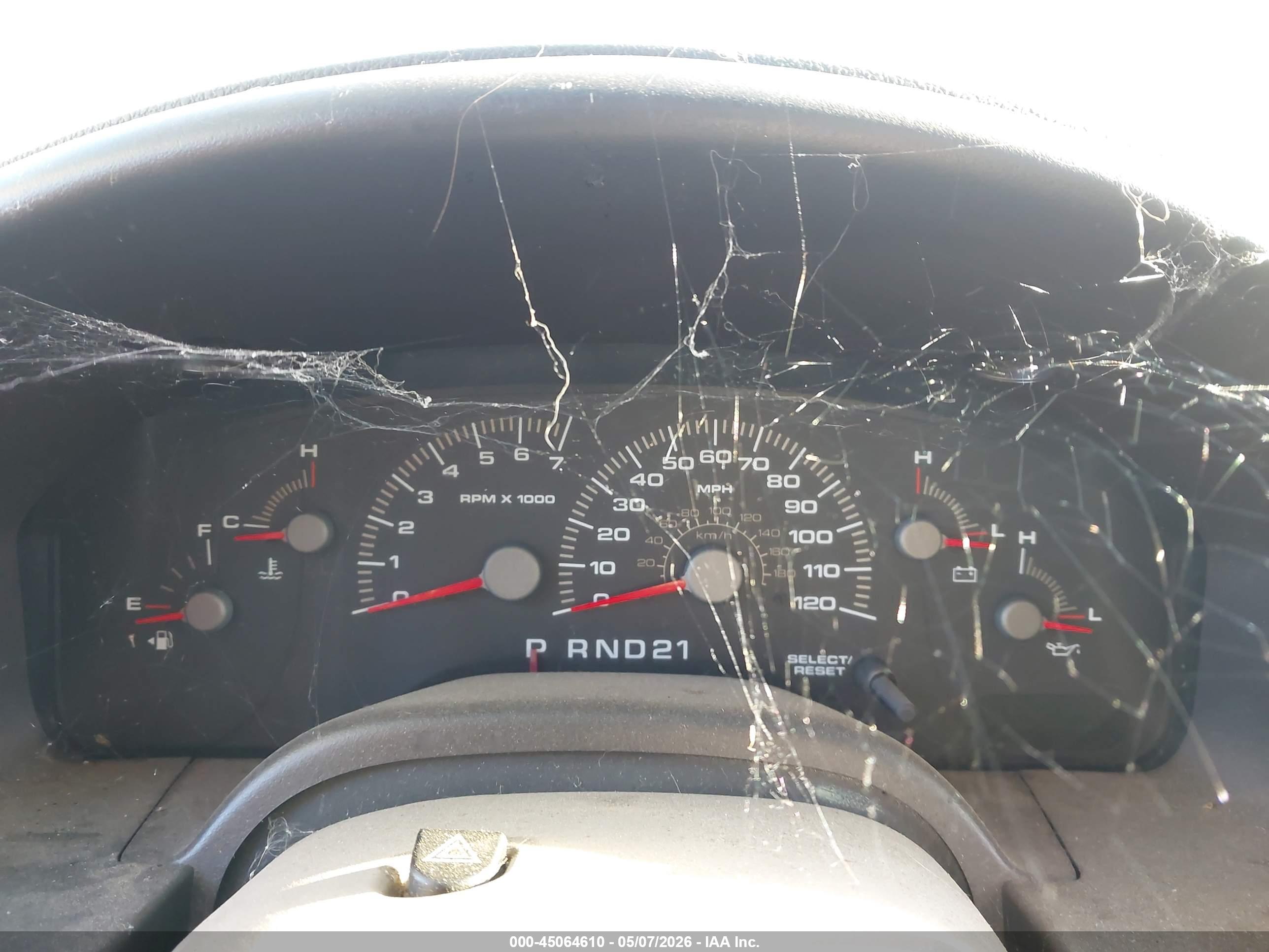 FORD EXPEDITION image 7
