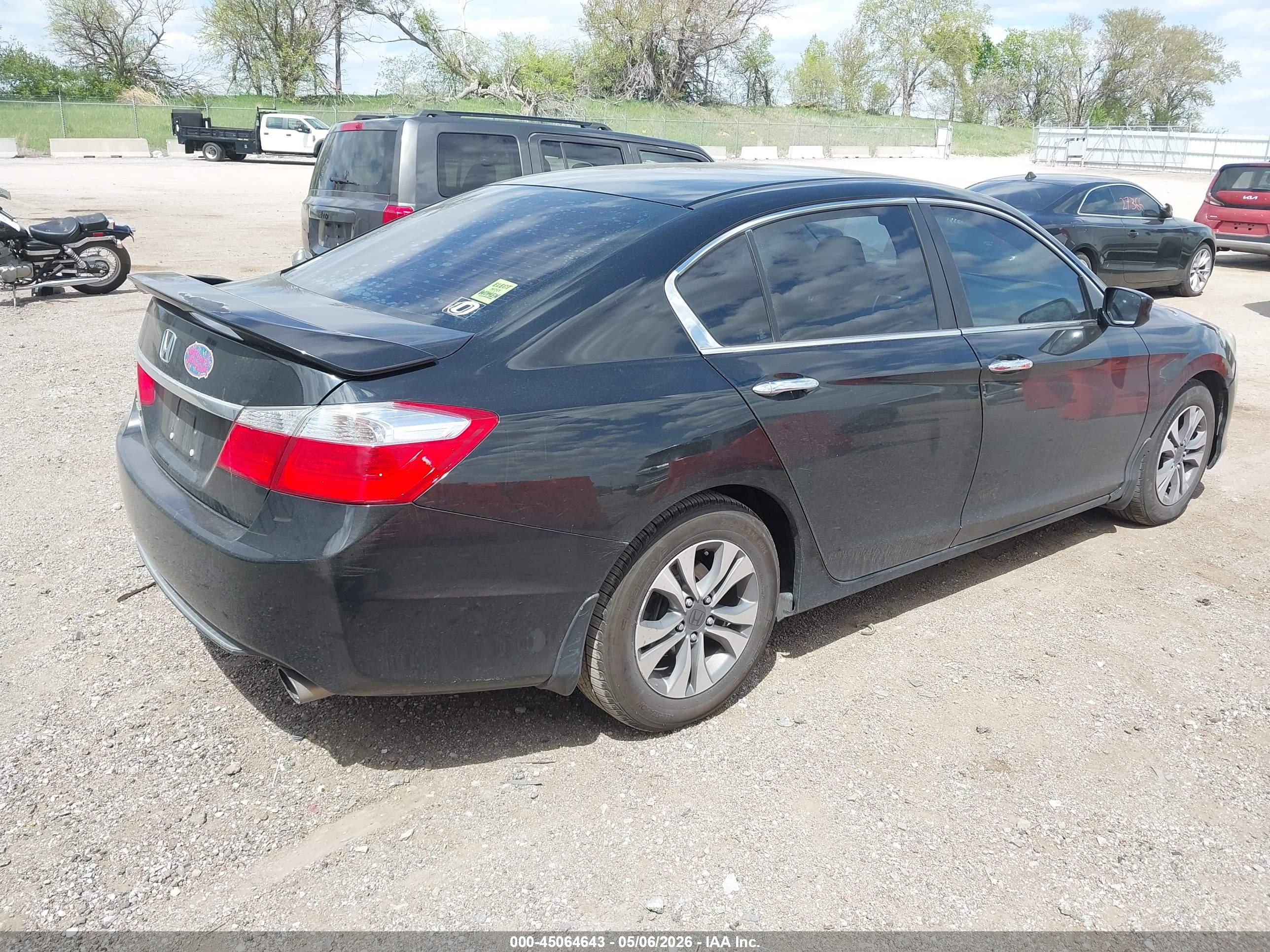 HONDA ACCORD image 4