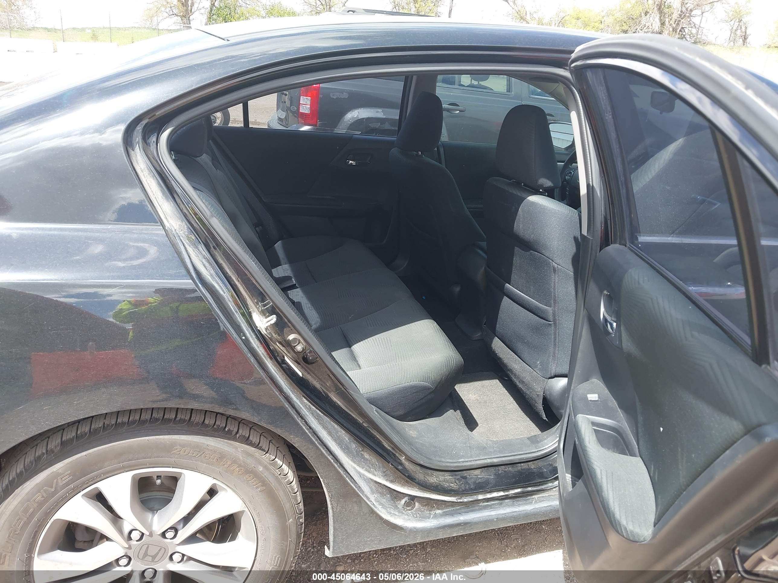 HONDA ACCORD image 8