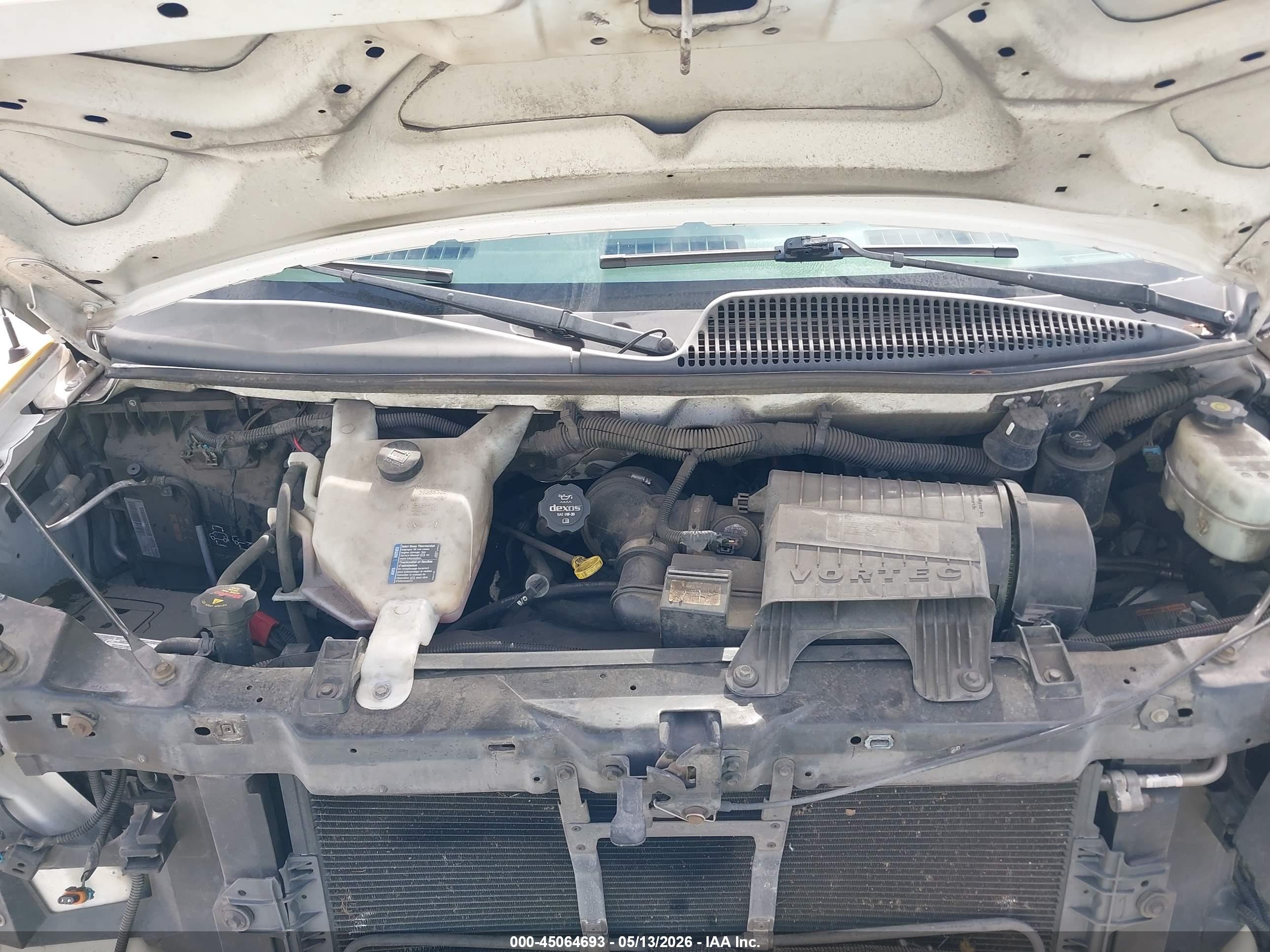 GMC SAVANA image 10
