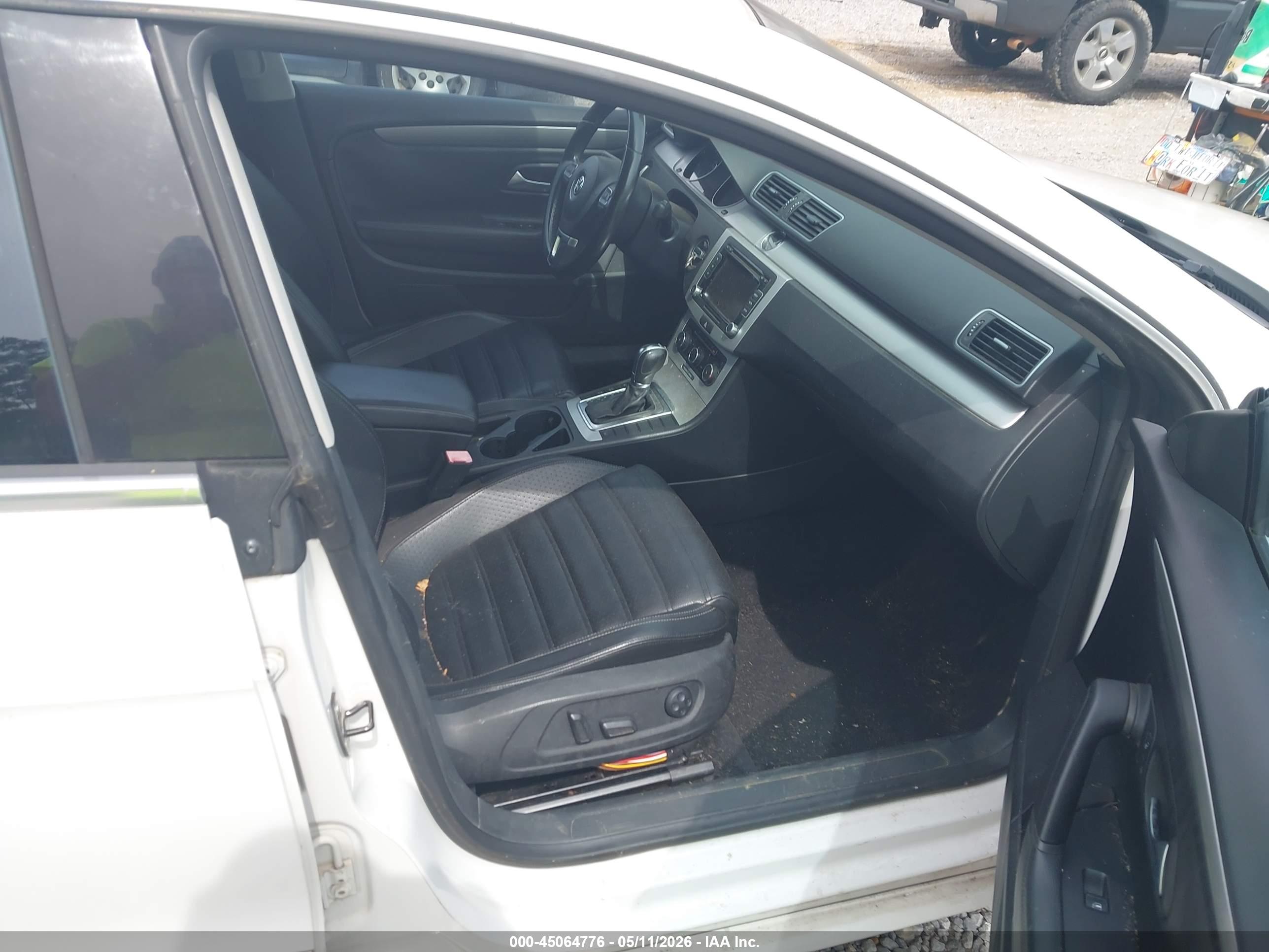 VOLKSWAGEN CC image 5