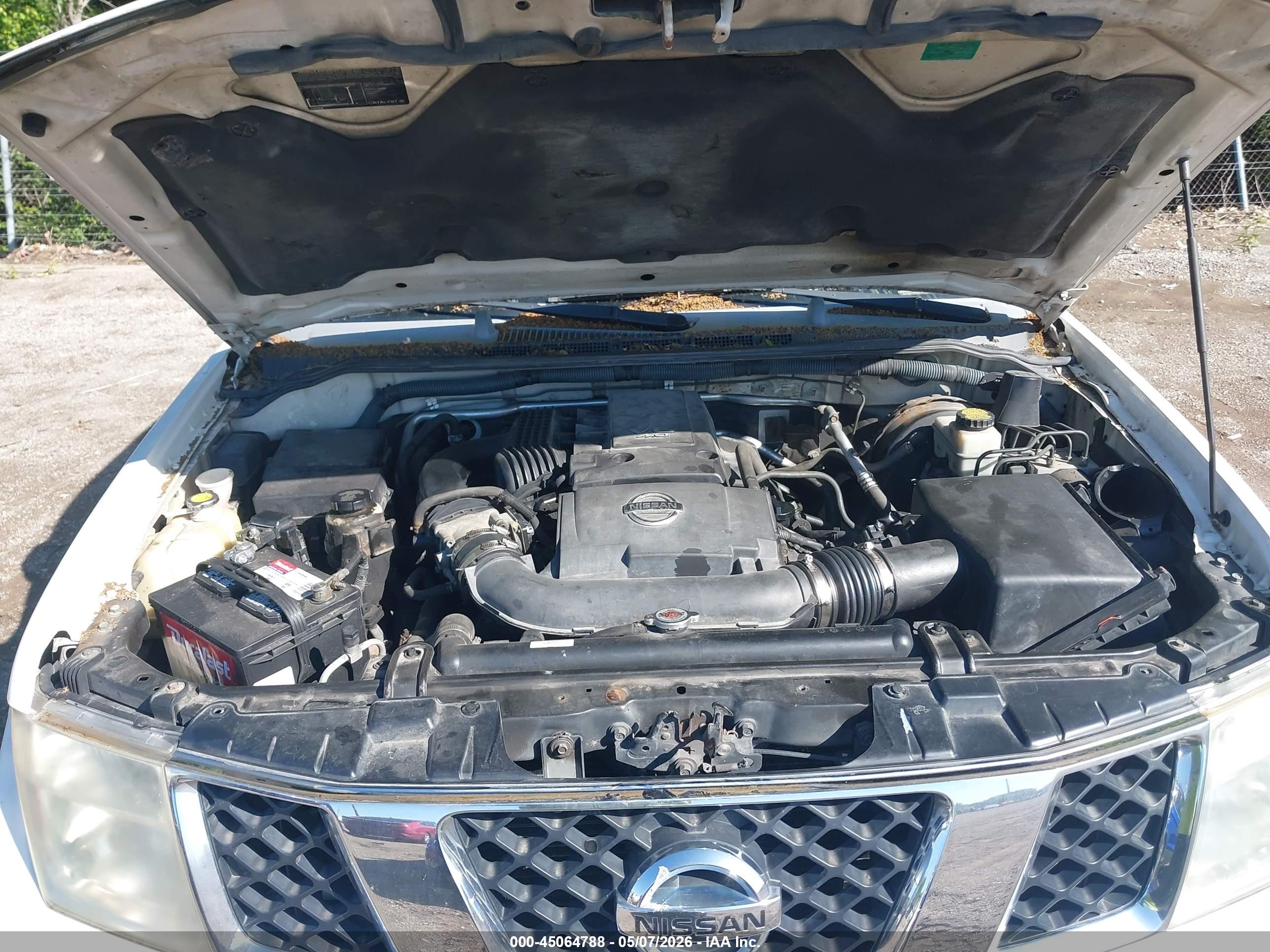 NISSAN FRONTIER image 10