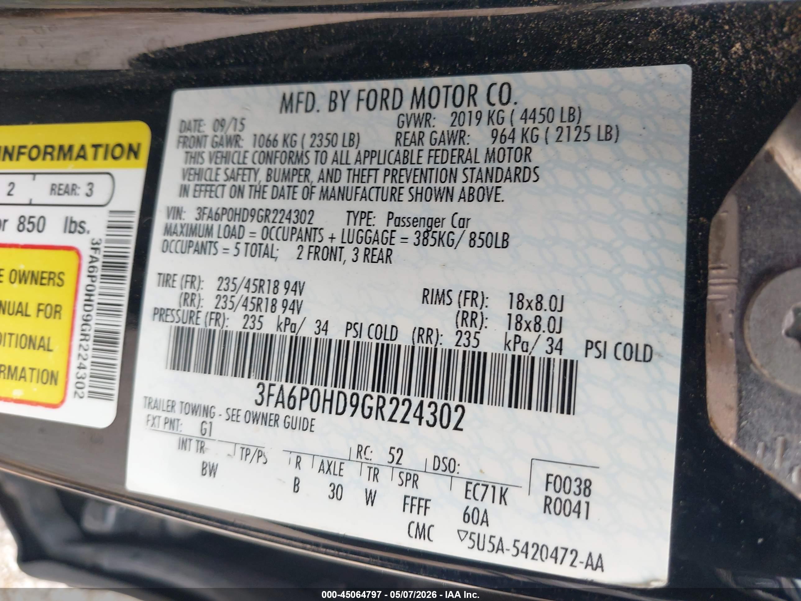 FORD FUSION image 9