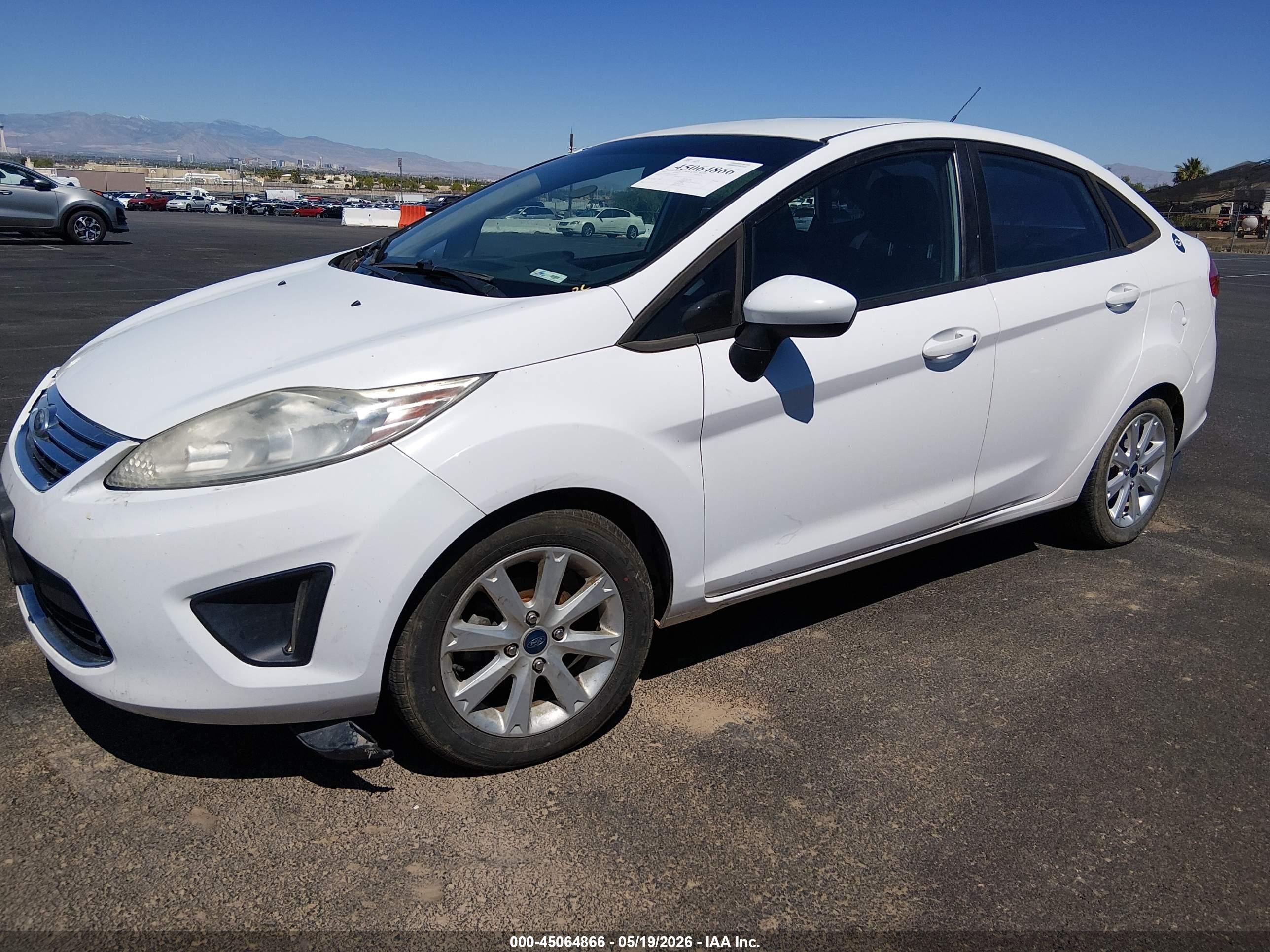 FORD FIESTA image 2