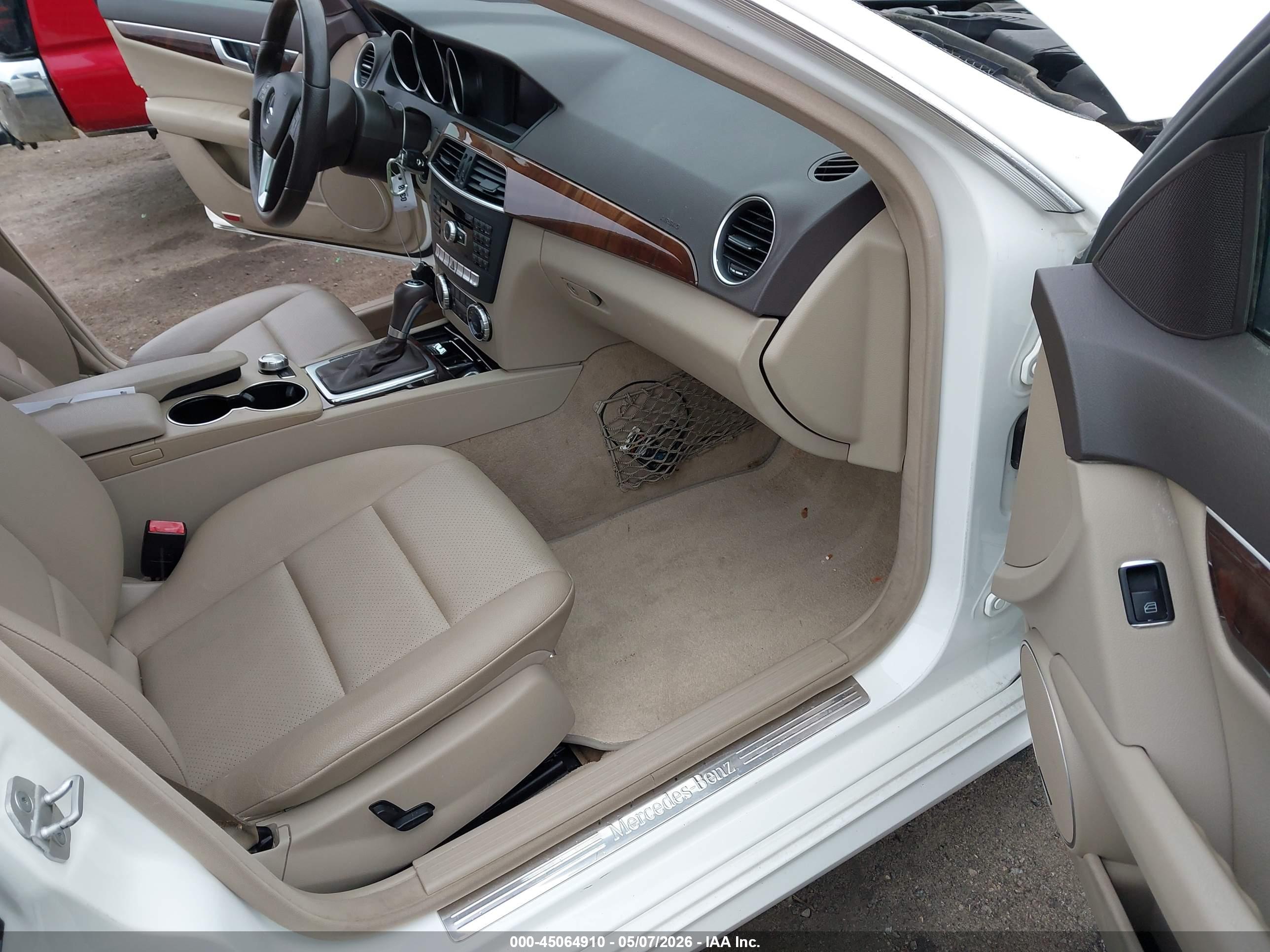 MERCEDES-BENZ C image 5