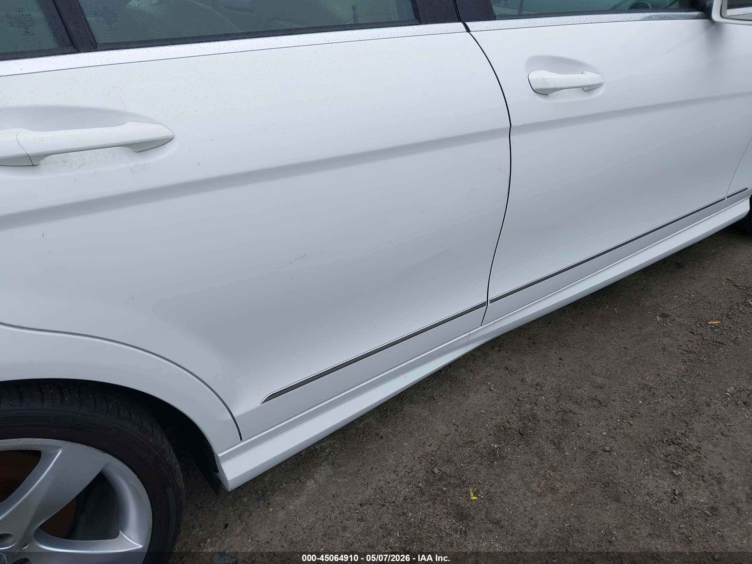 MERCEDES-BENZ C image 6