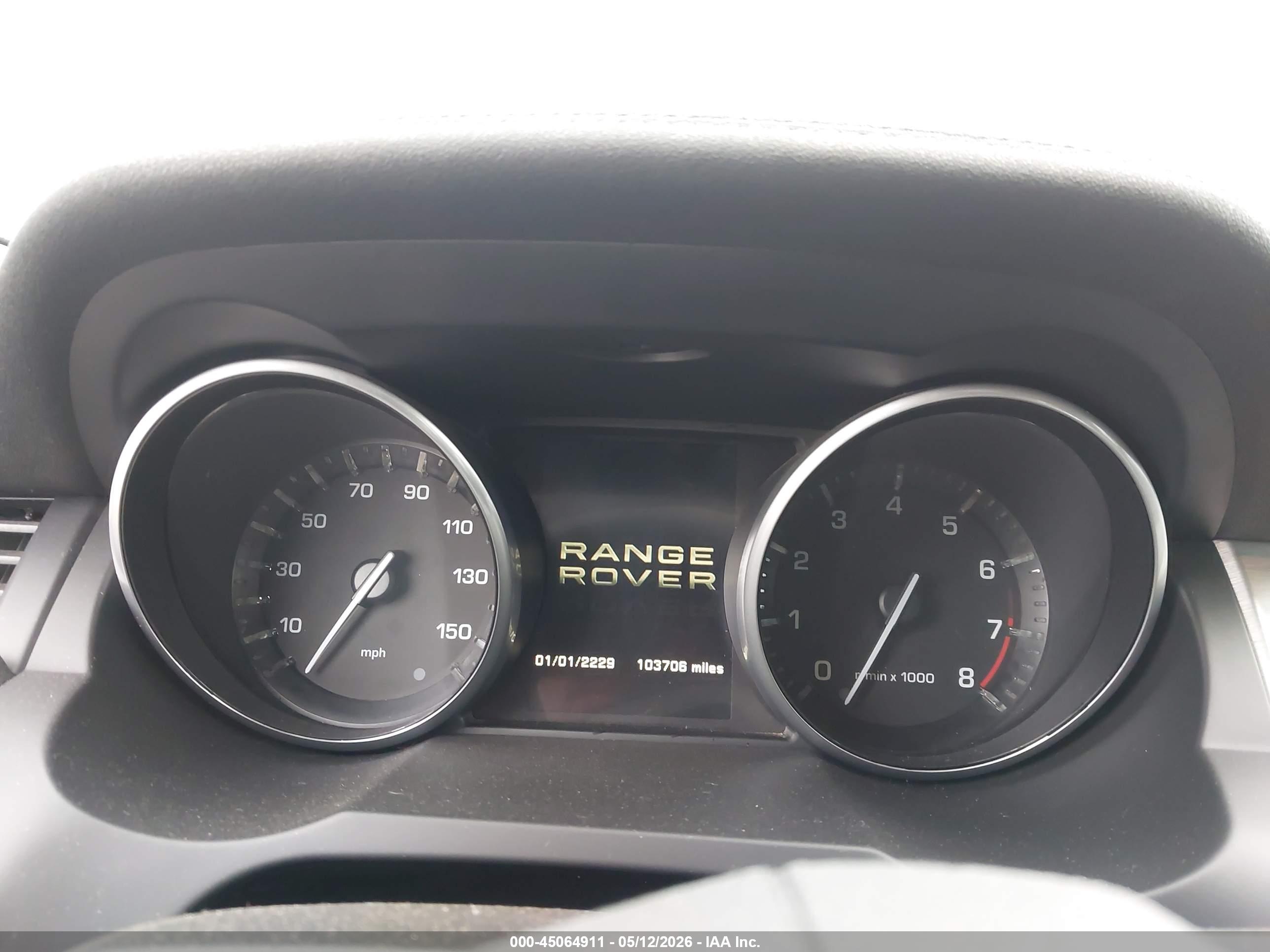 LAND ROVER image 7