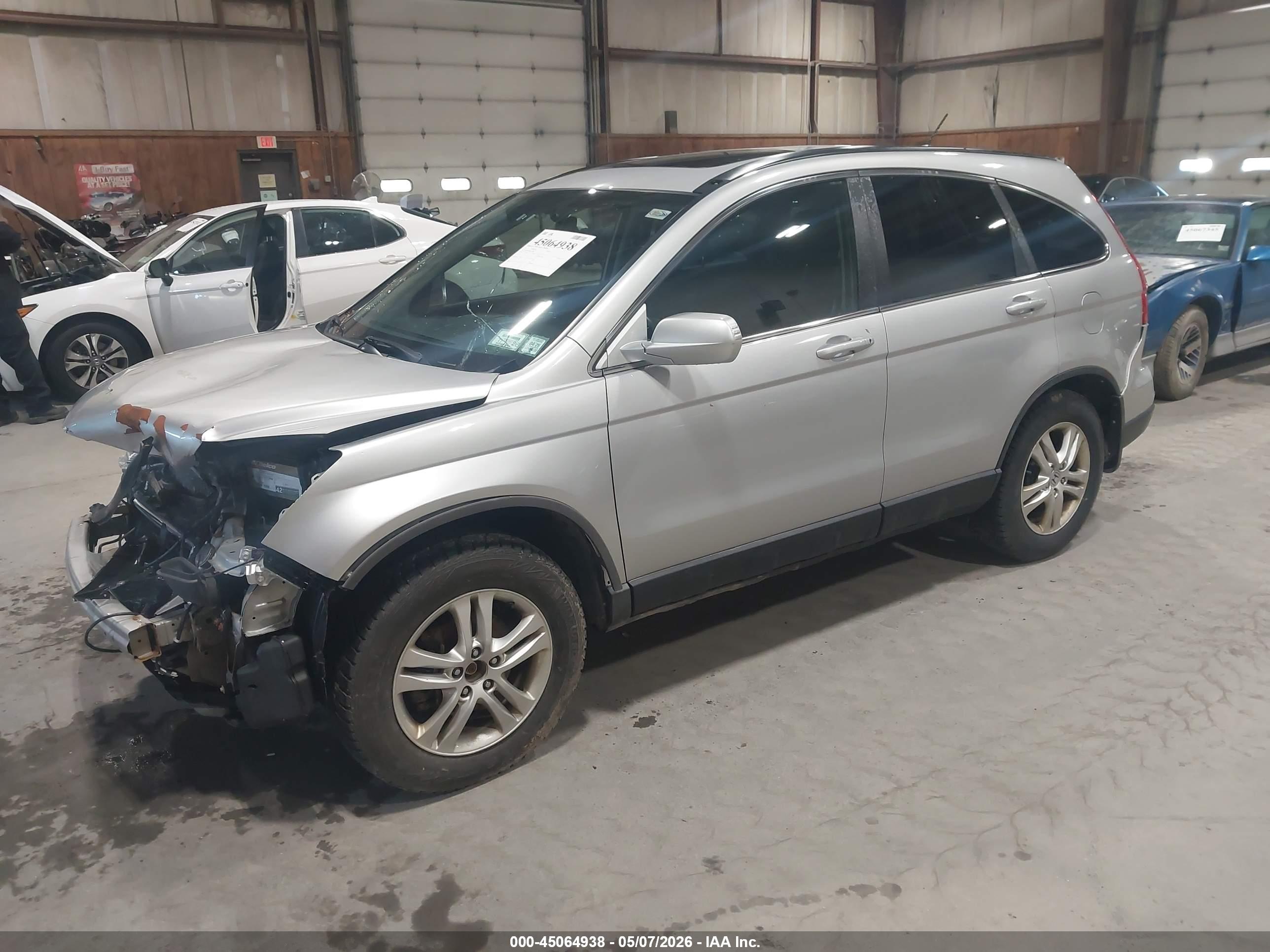 HONDA CR-V image 2