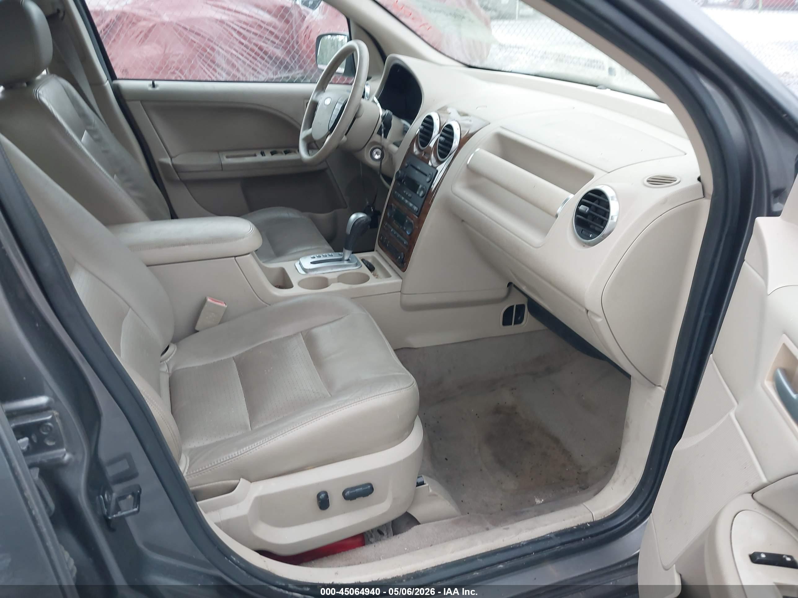 FORD FREESTYLE image 5