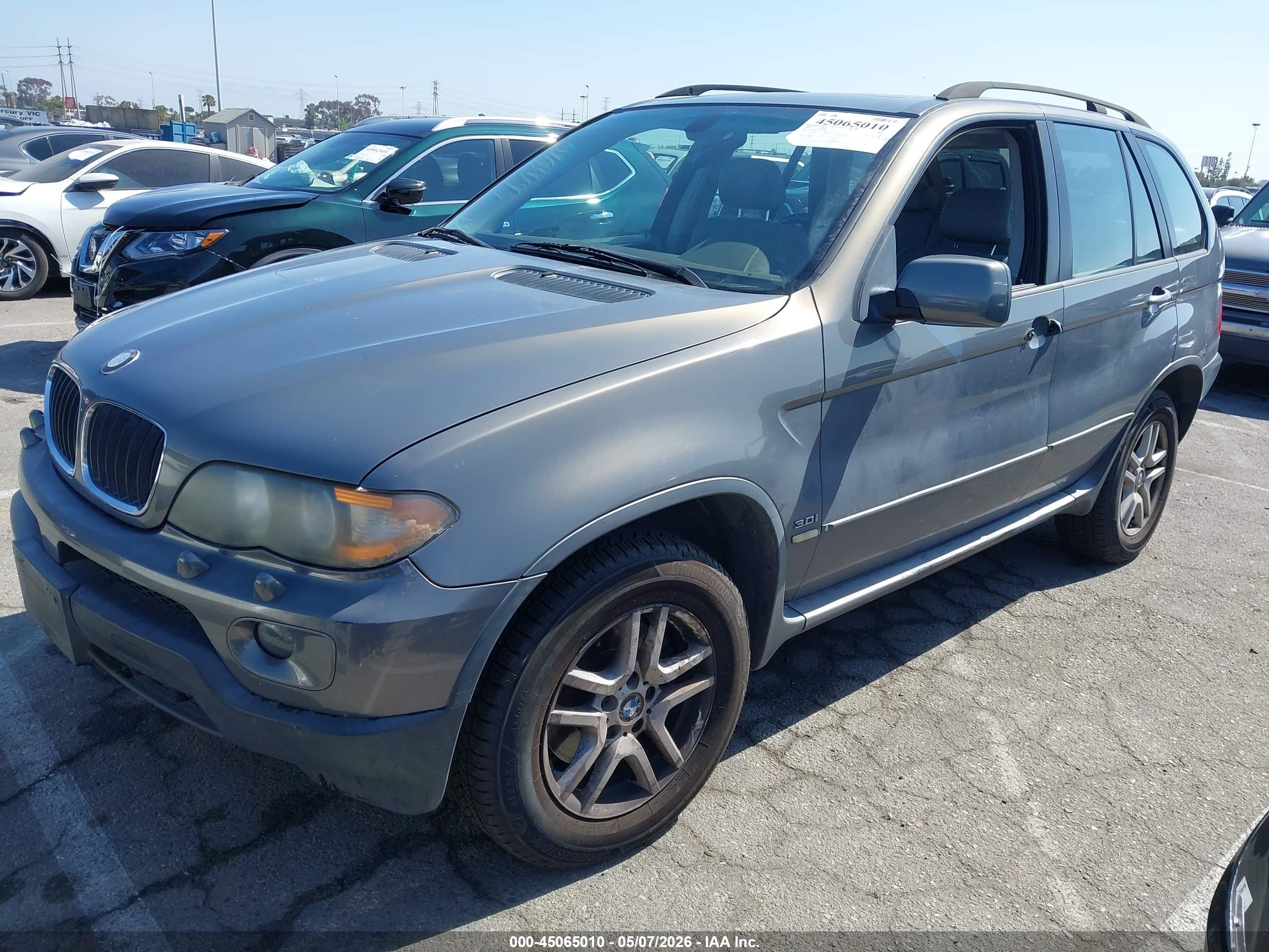 BMW X5 image 2