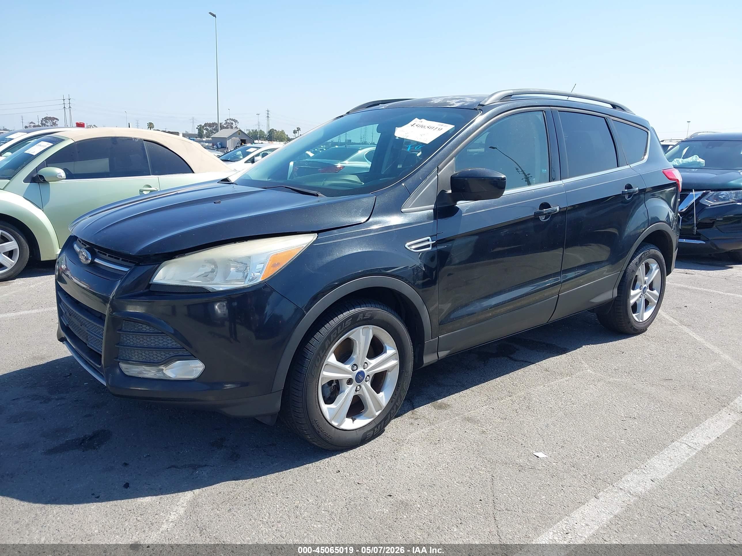 FORD ESCAPE image 6