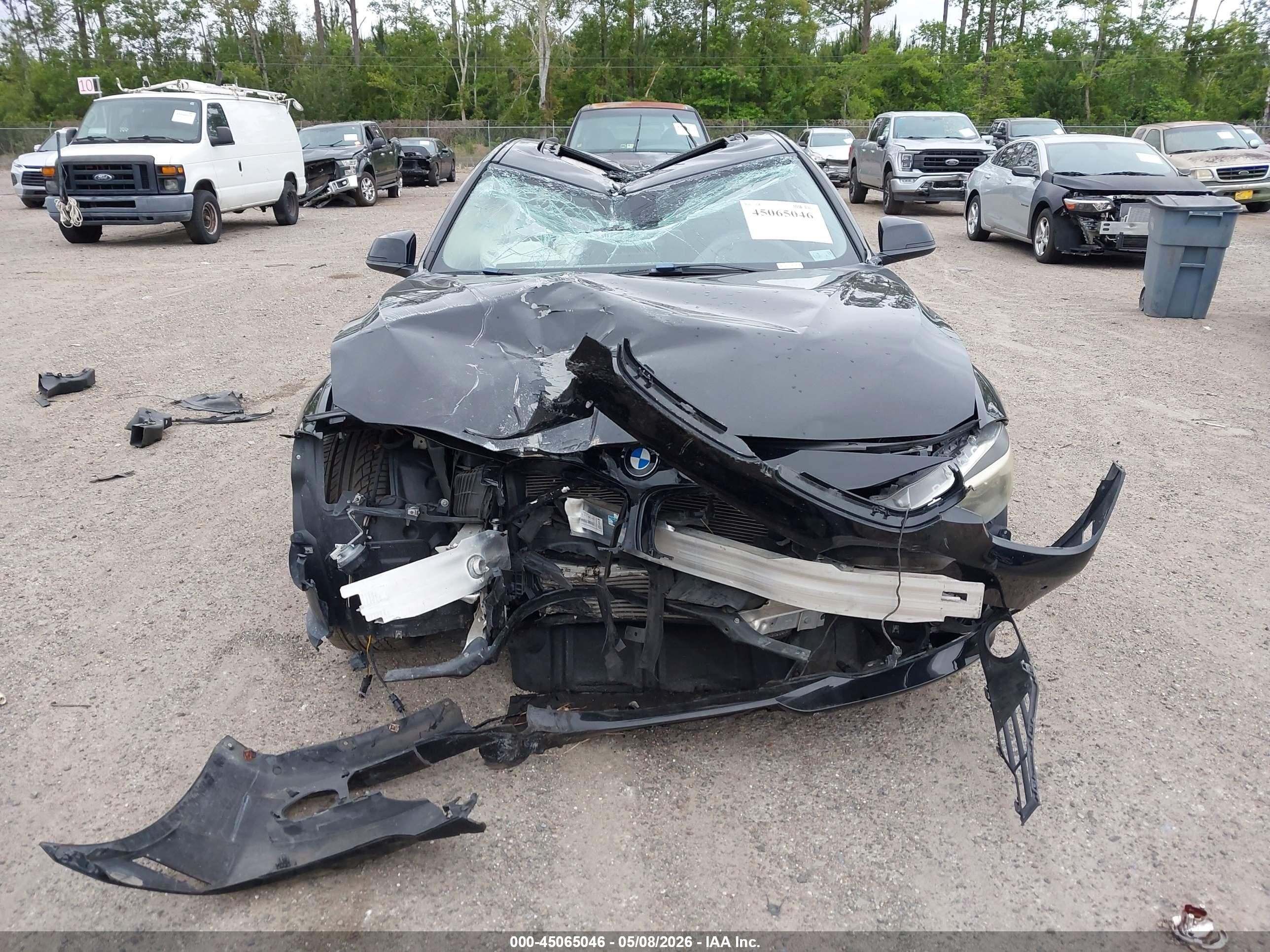 BMW 328I image 6