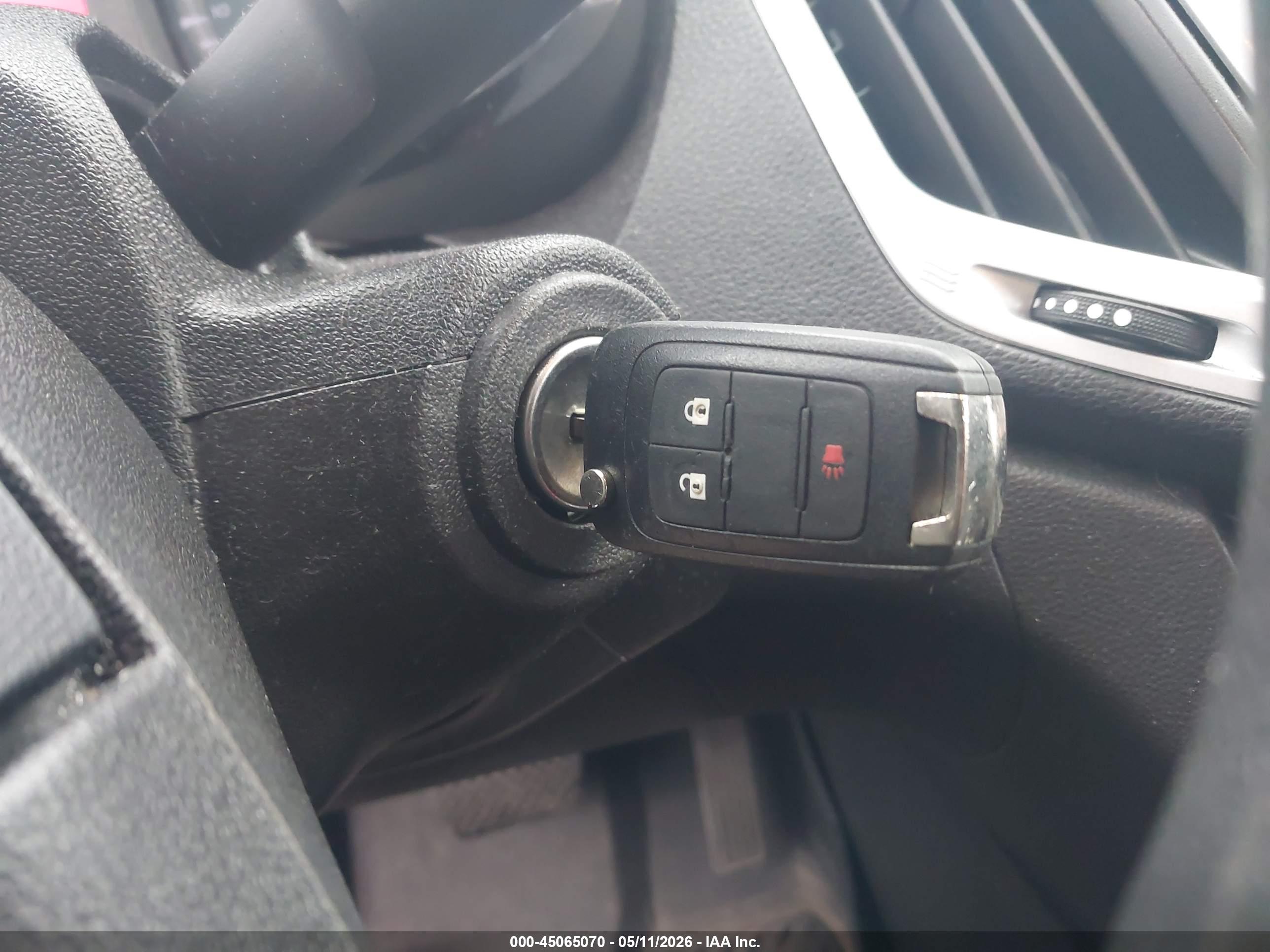GMC TERRAIN image 11