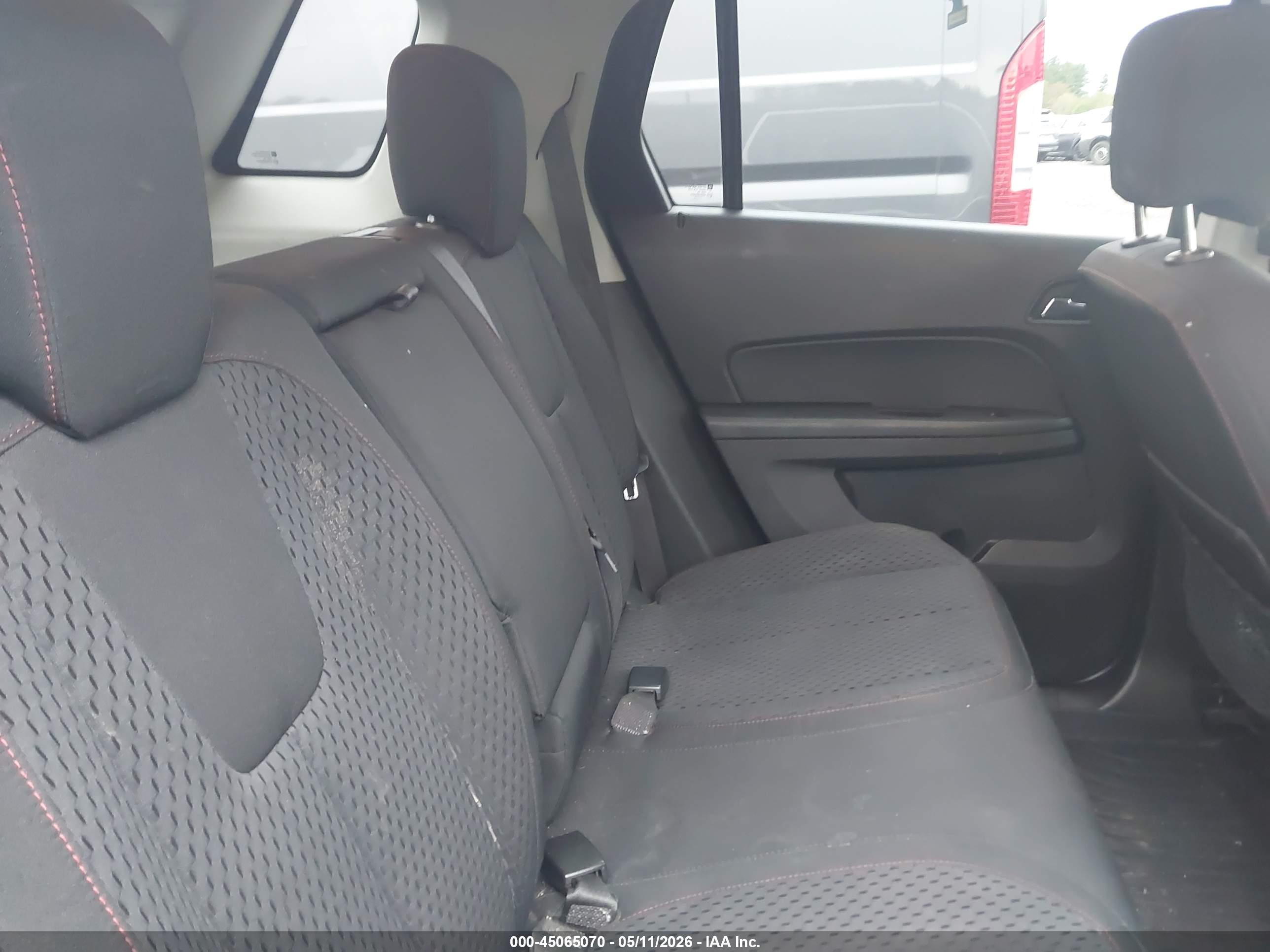 GMC TERRAIN image 8
