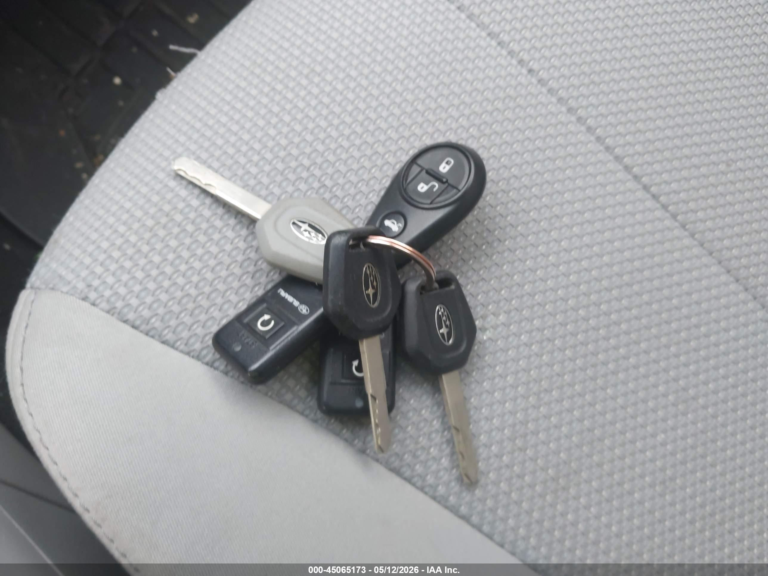 SUBARU FORESTER image 11