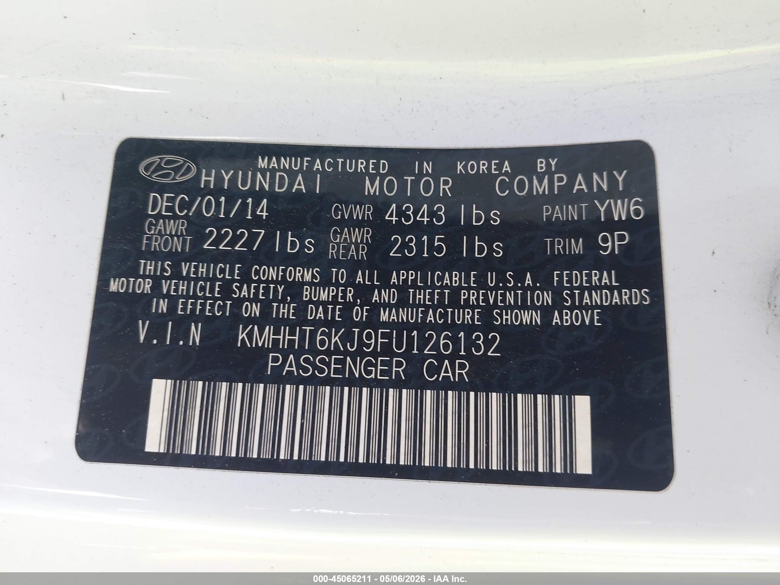 HYUNDAI GENESIS image 9