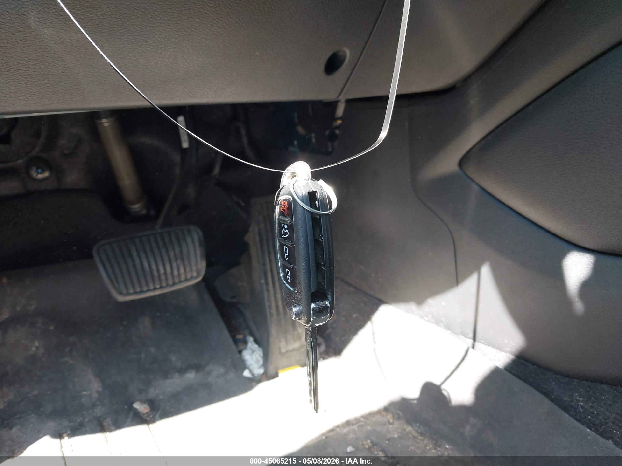 HYUNDAI TUCSON image 11