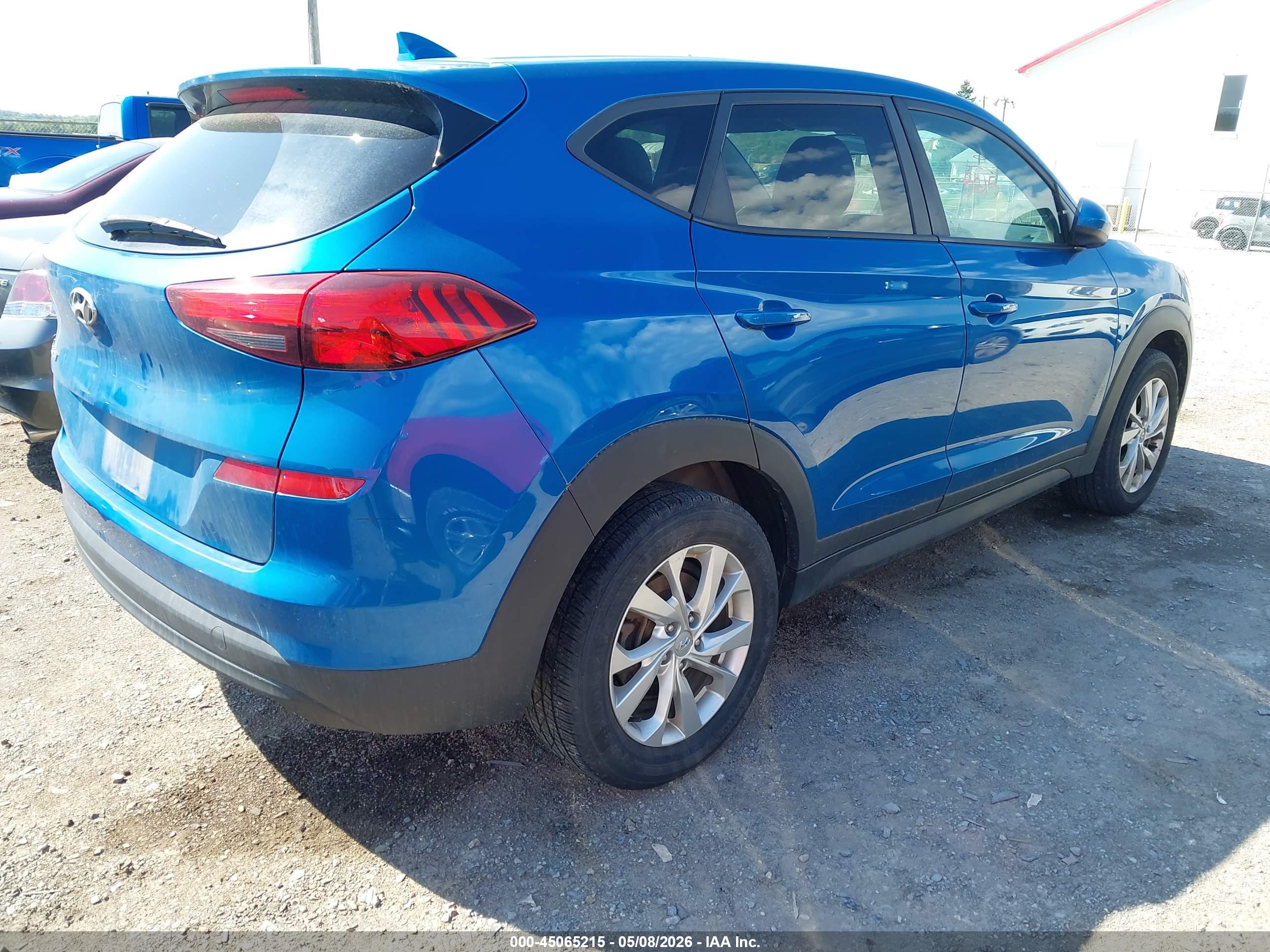 HYUNDAI TUCSON image 4