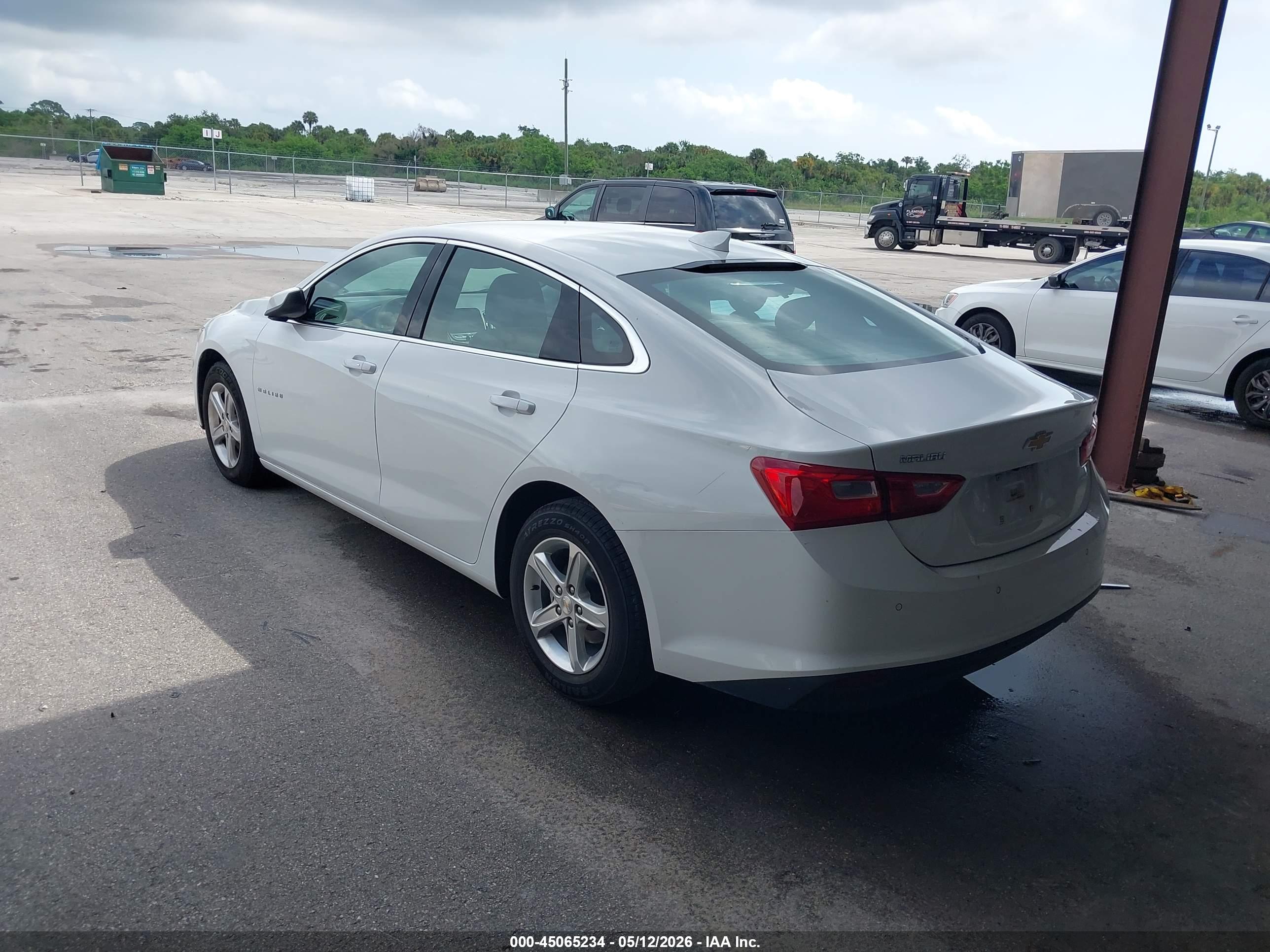 CHEVROLET MALIBU image 3