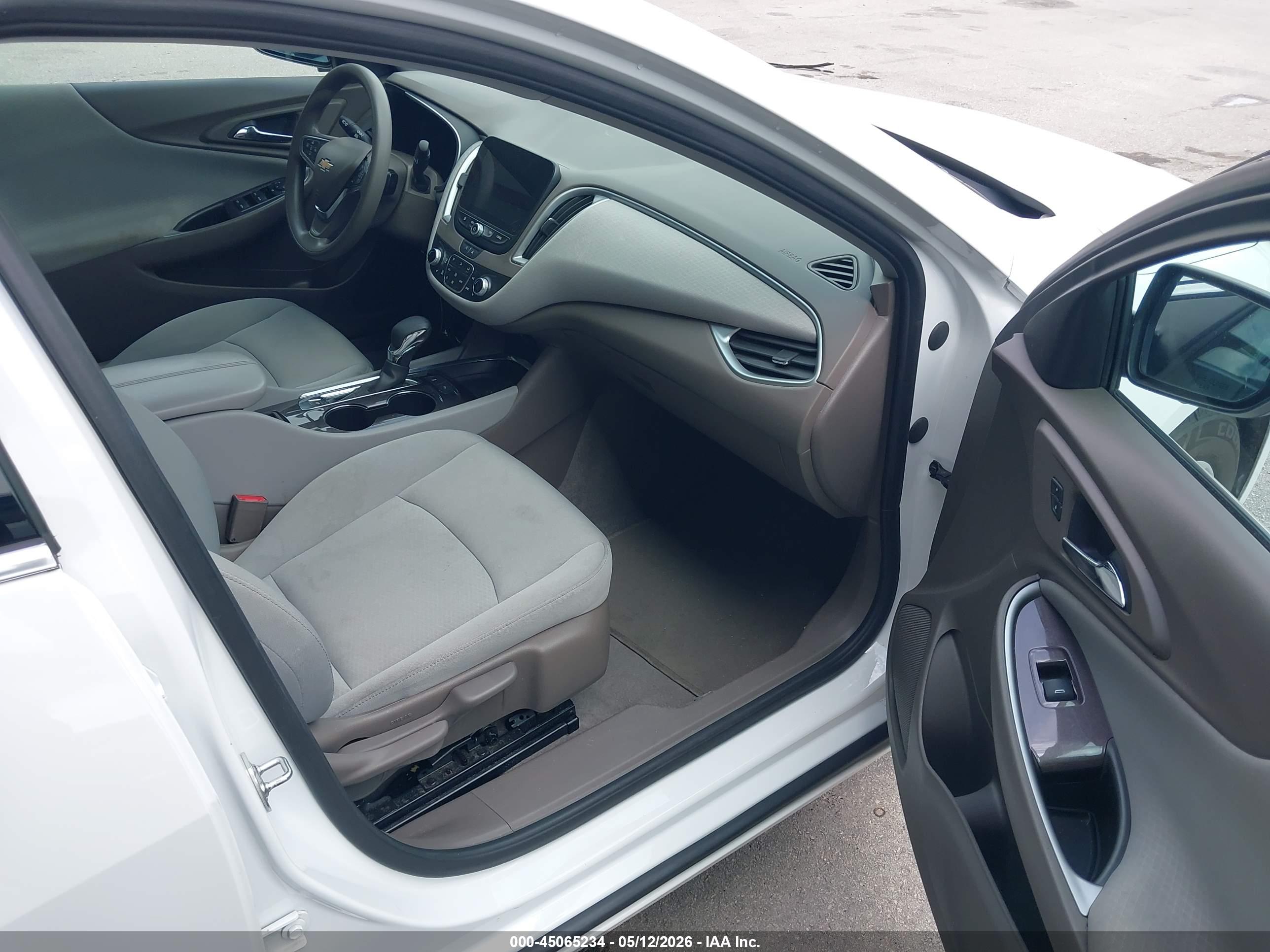 CHEVROLET MALIBU image 5