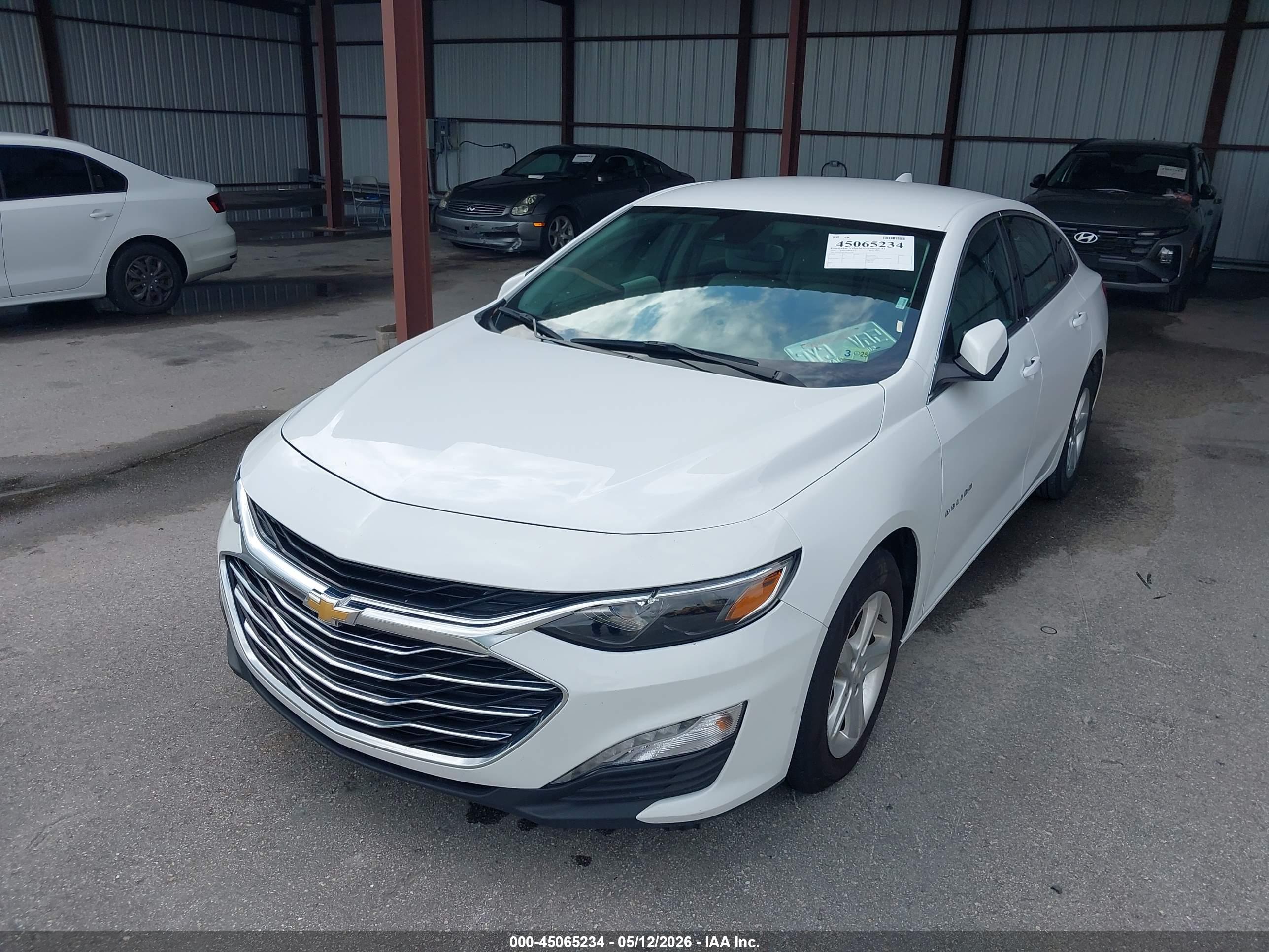 CHEVROLET MALIBU image 6