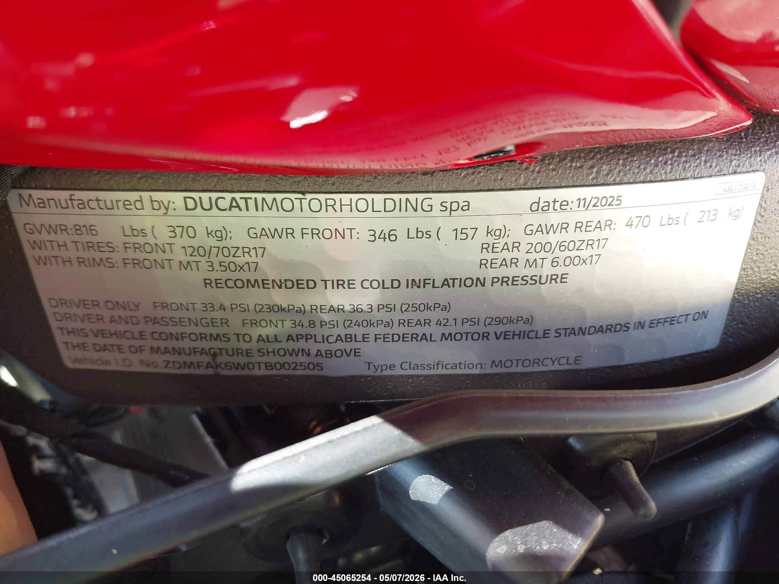 DUCATI STREETFIGHTER image 10
