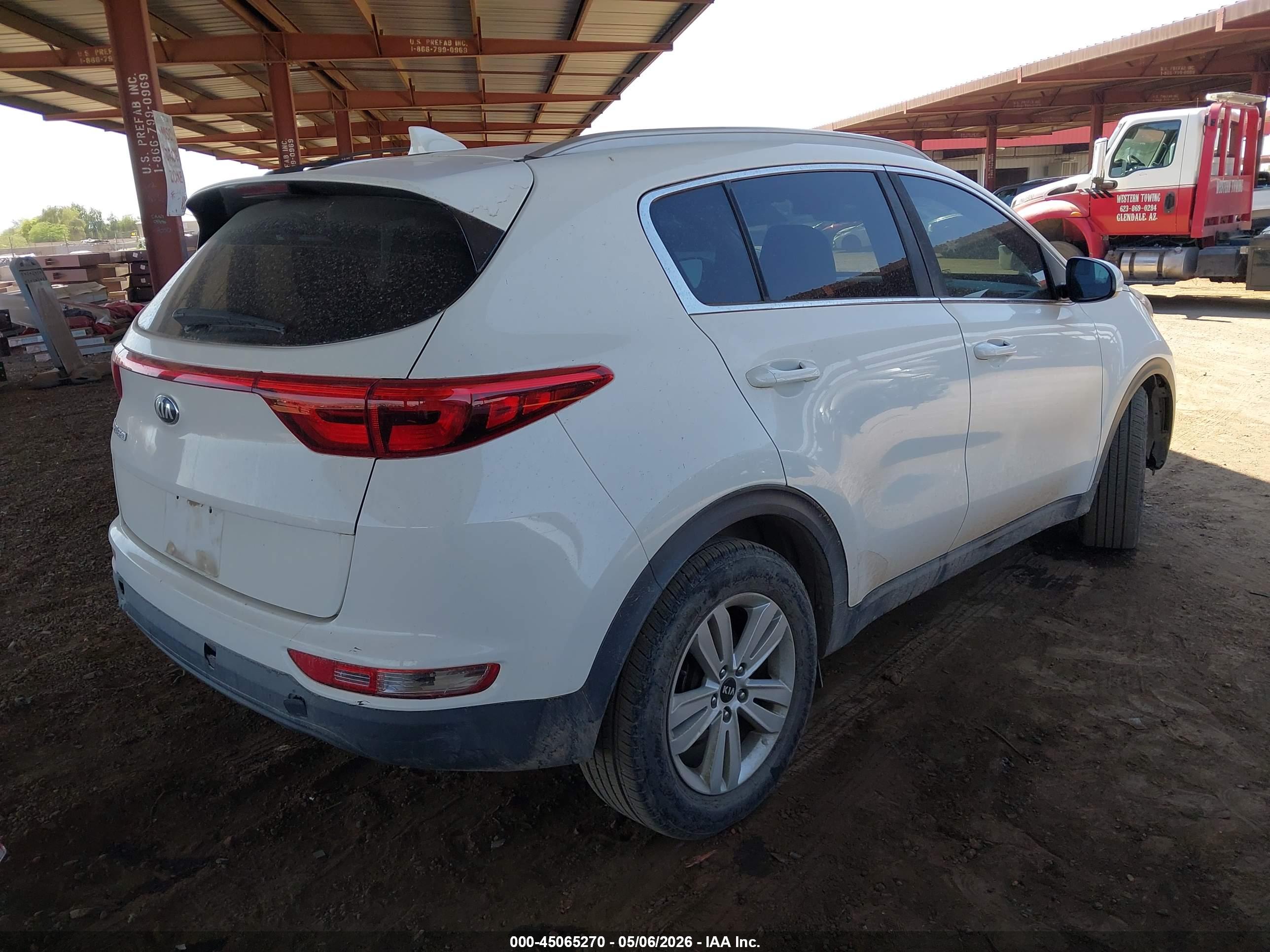 KIA SPORTAGE image 4