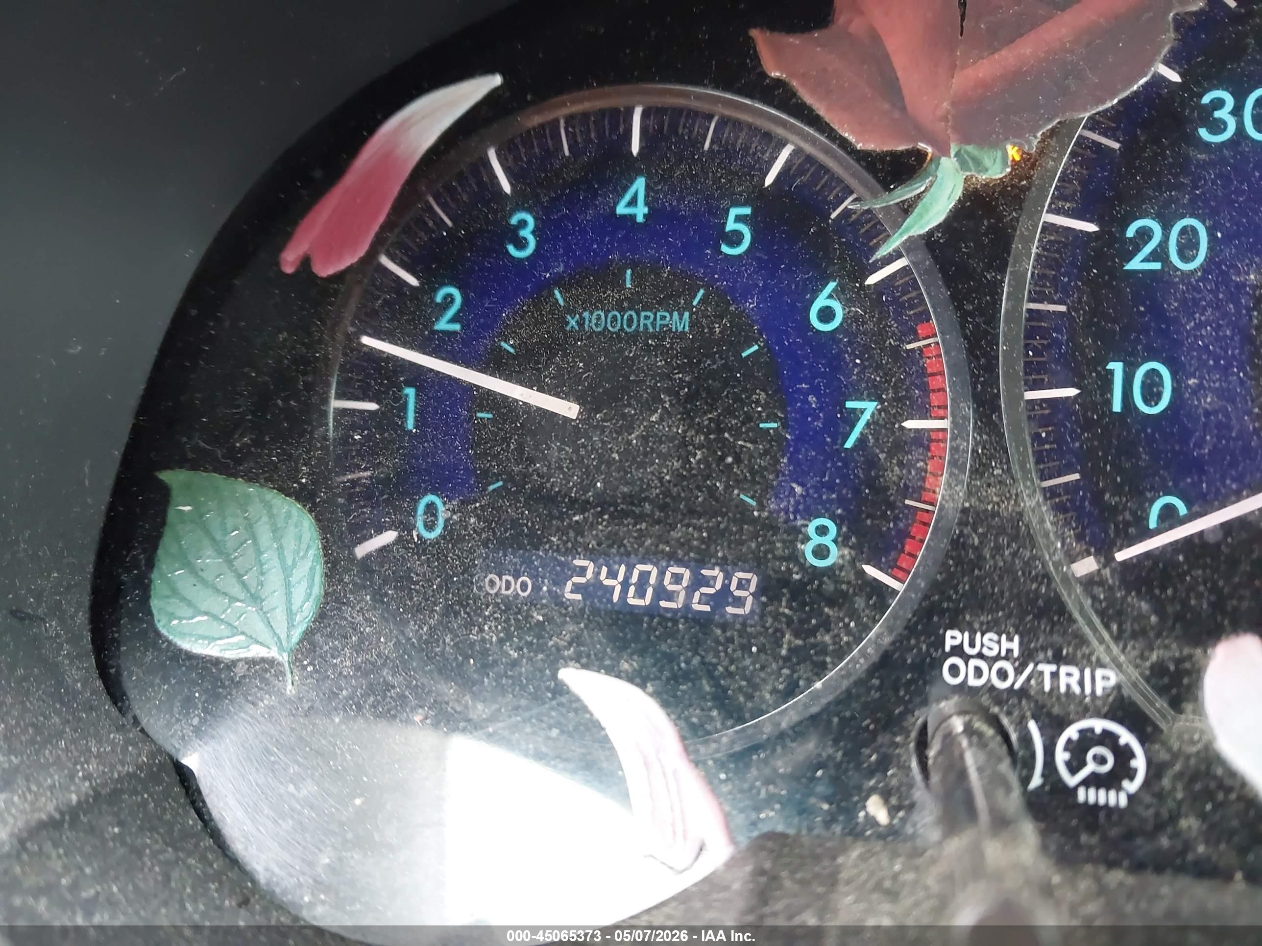 TOYOTA SIENNA image 7