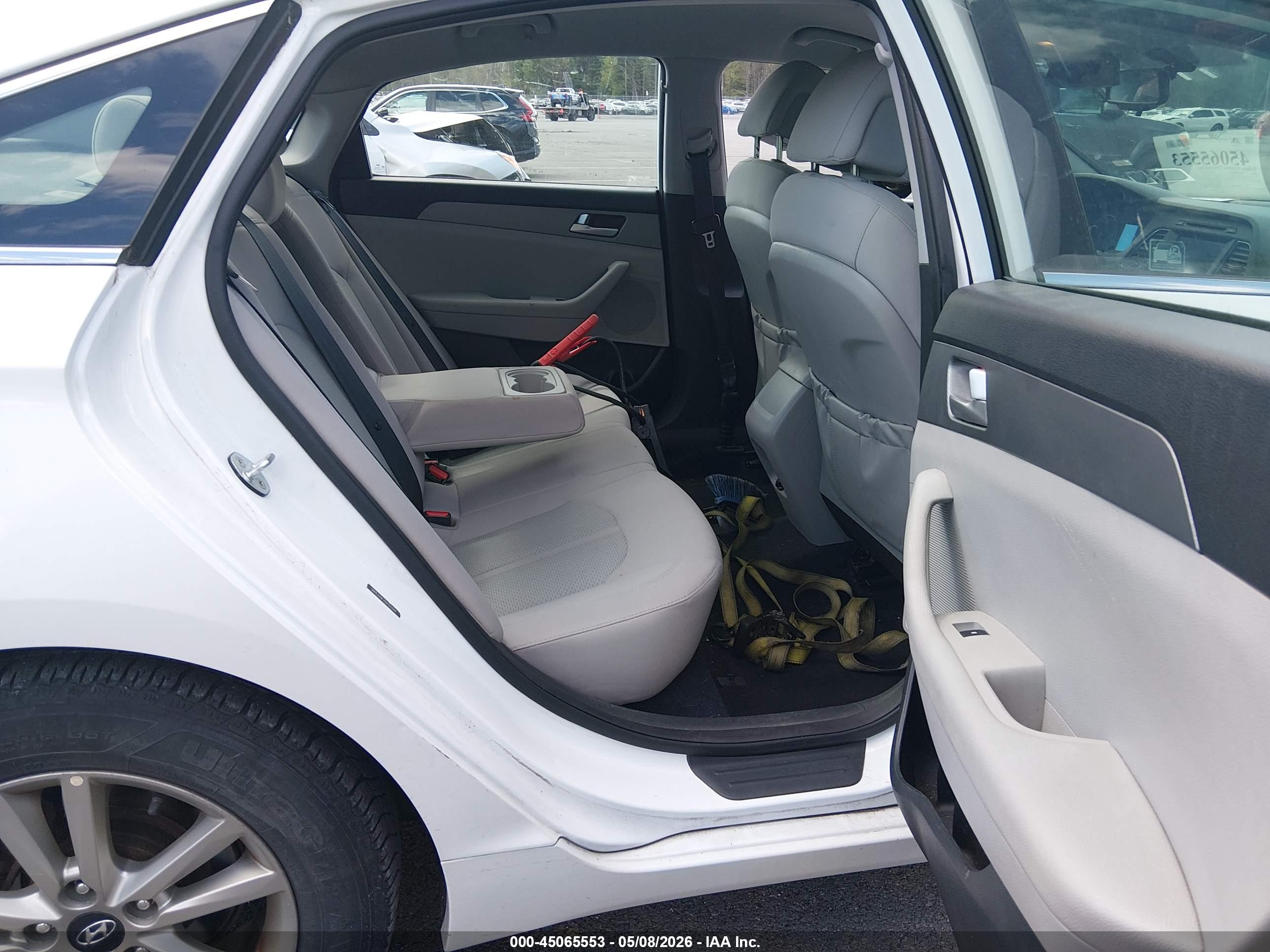 HYUNDAI SONATA image 8