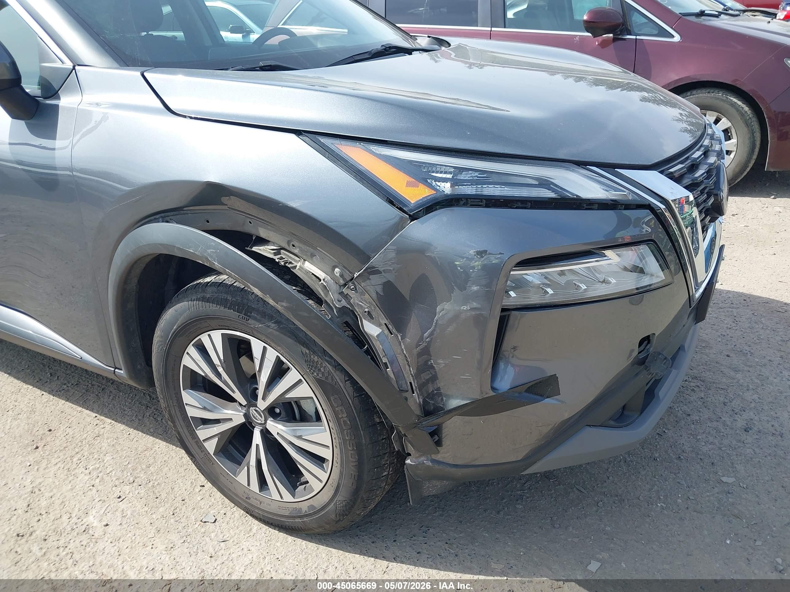 NISSAN ROGUE image 6