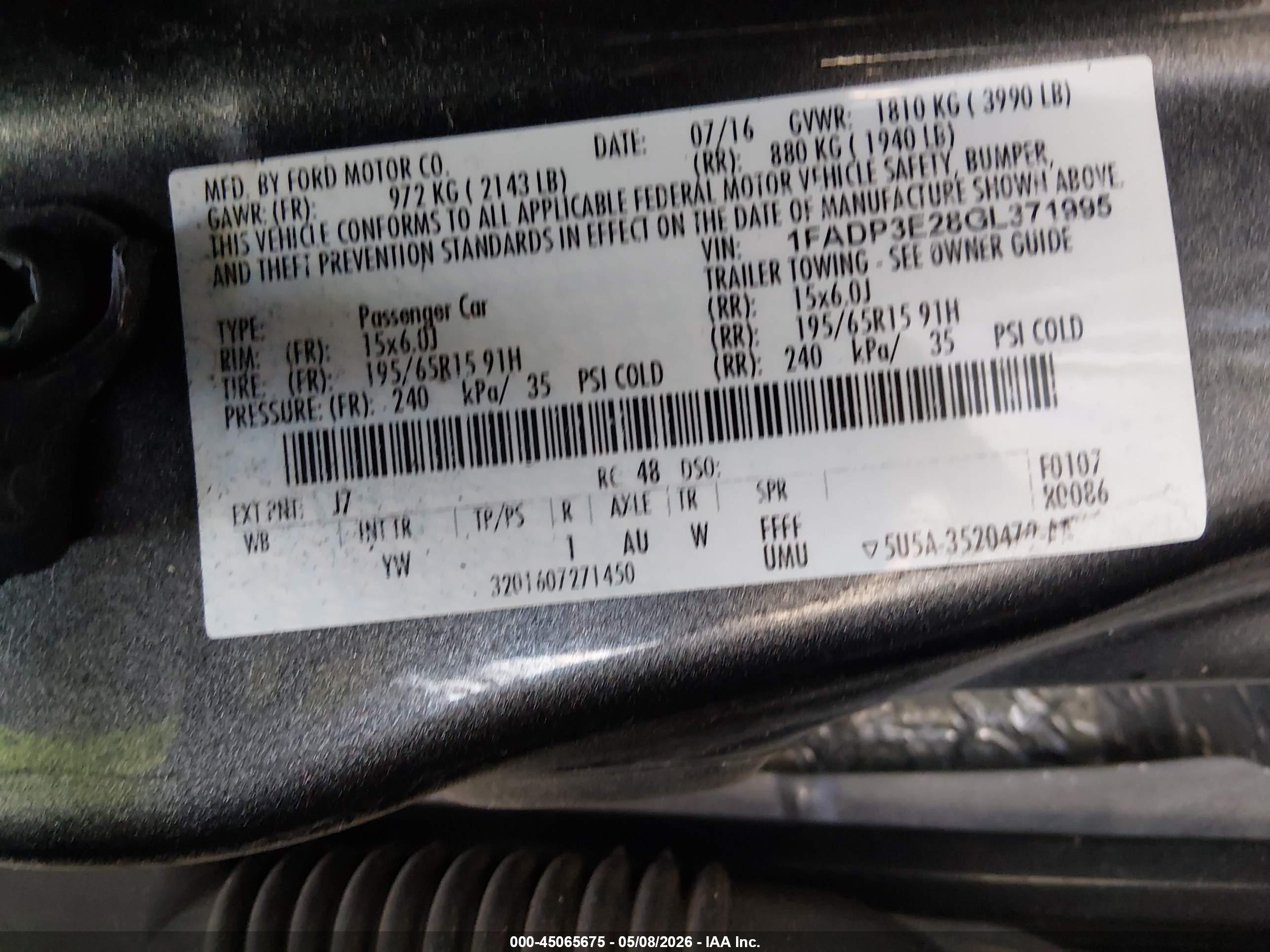 FORD FOCUS image 9