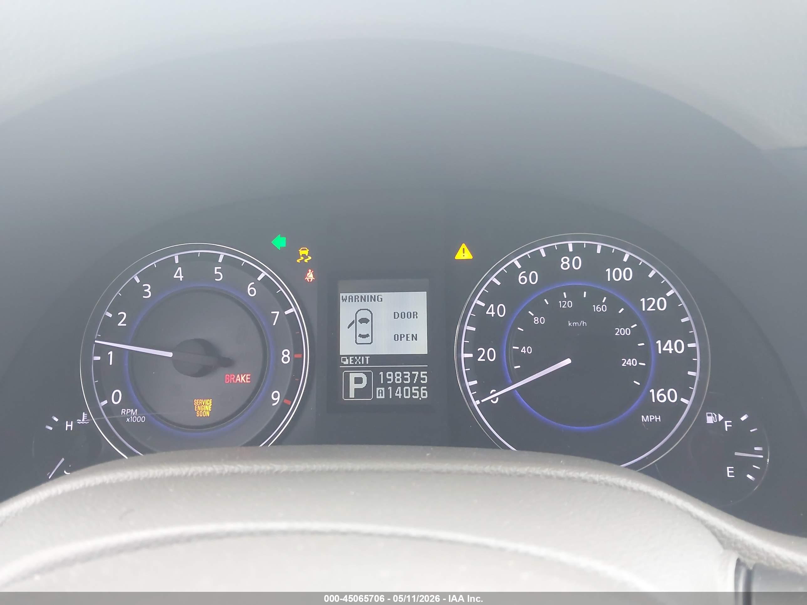 INFINITI Q40 image 7