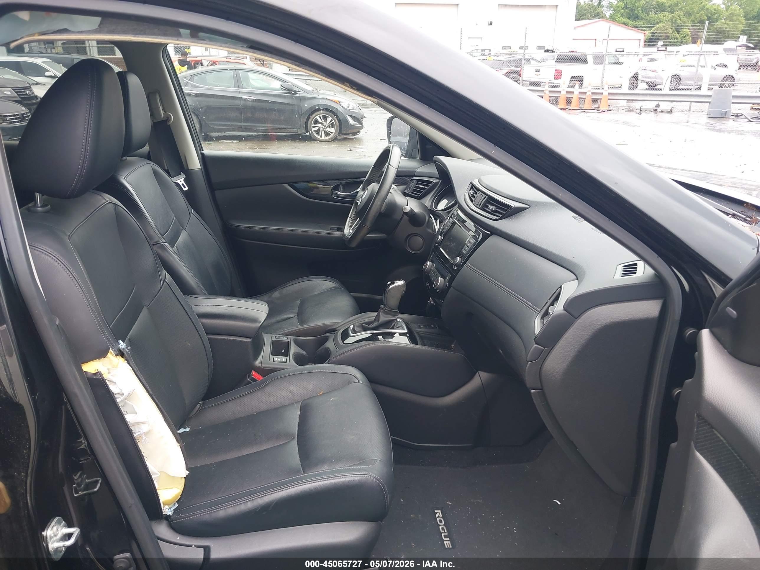 NISSAN ROGUE image 5