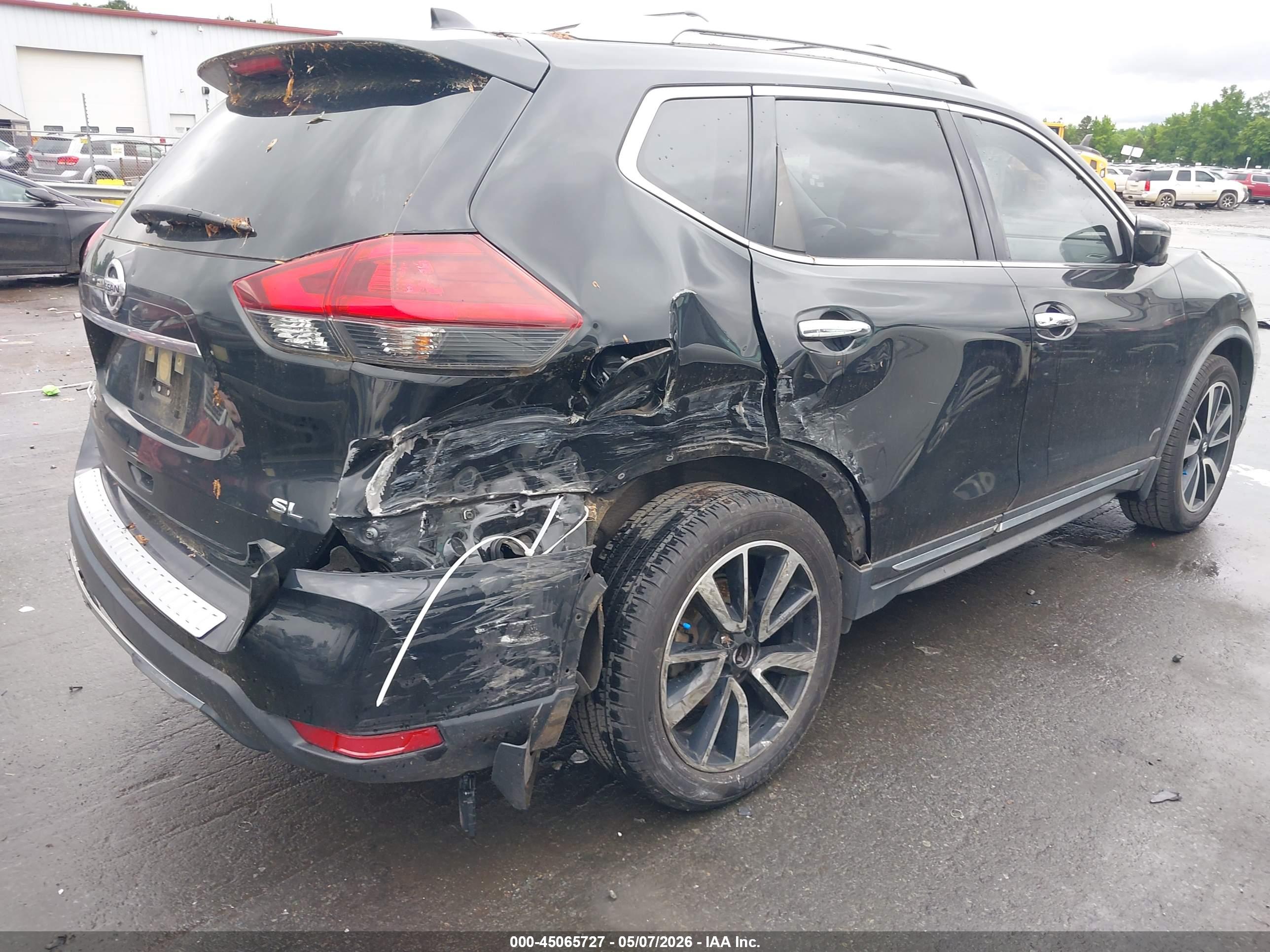 NISSAN ROGUE image 6