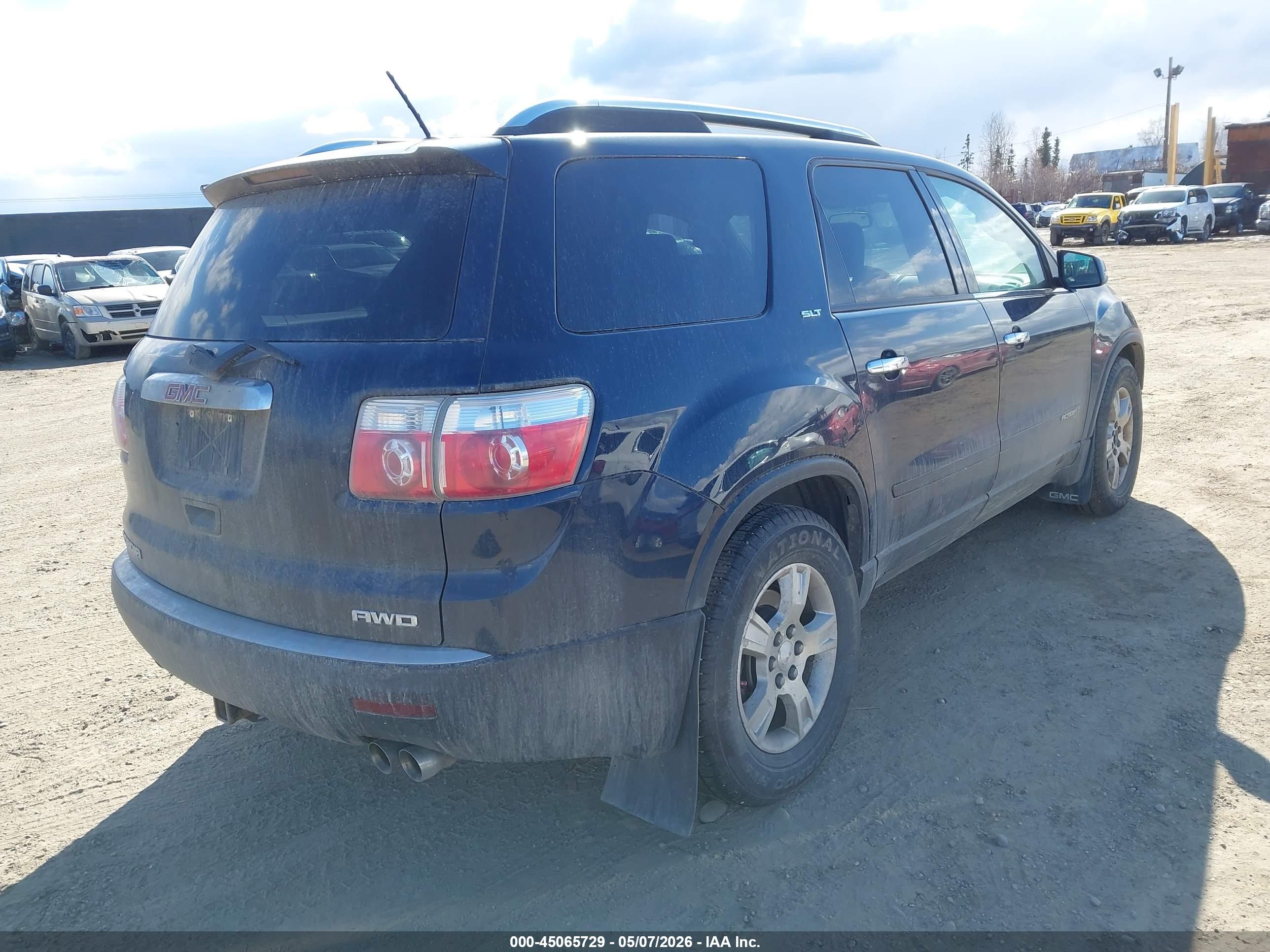 GMC ACADIA image 4