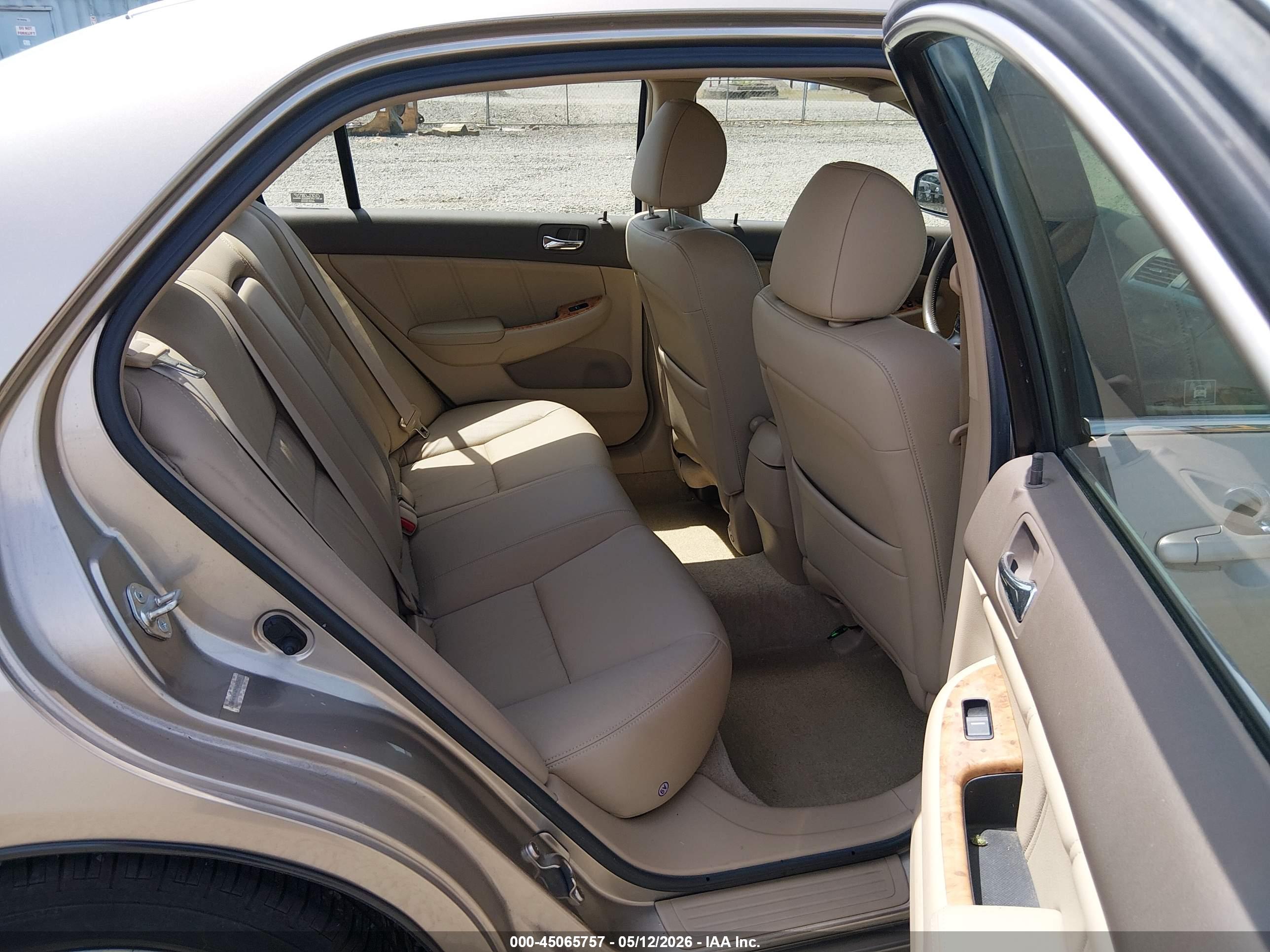 HONDA ACCORD image 8