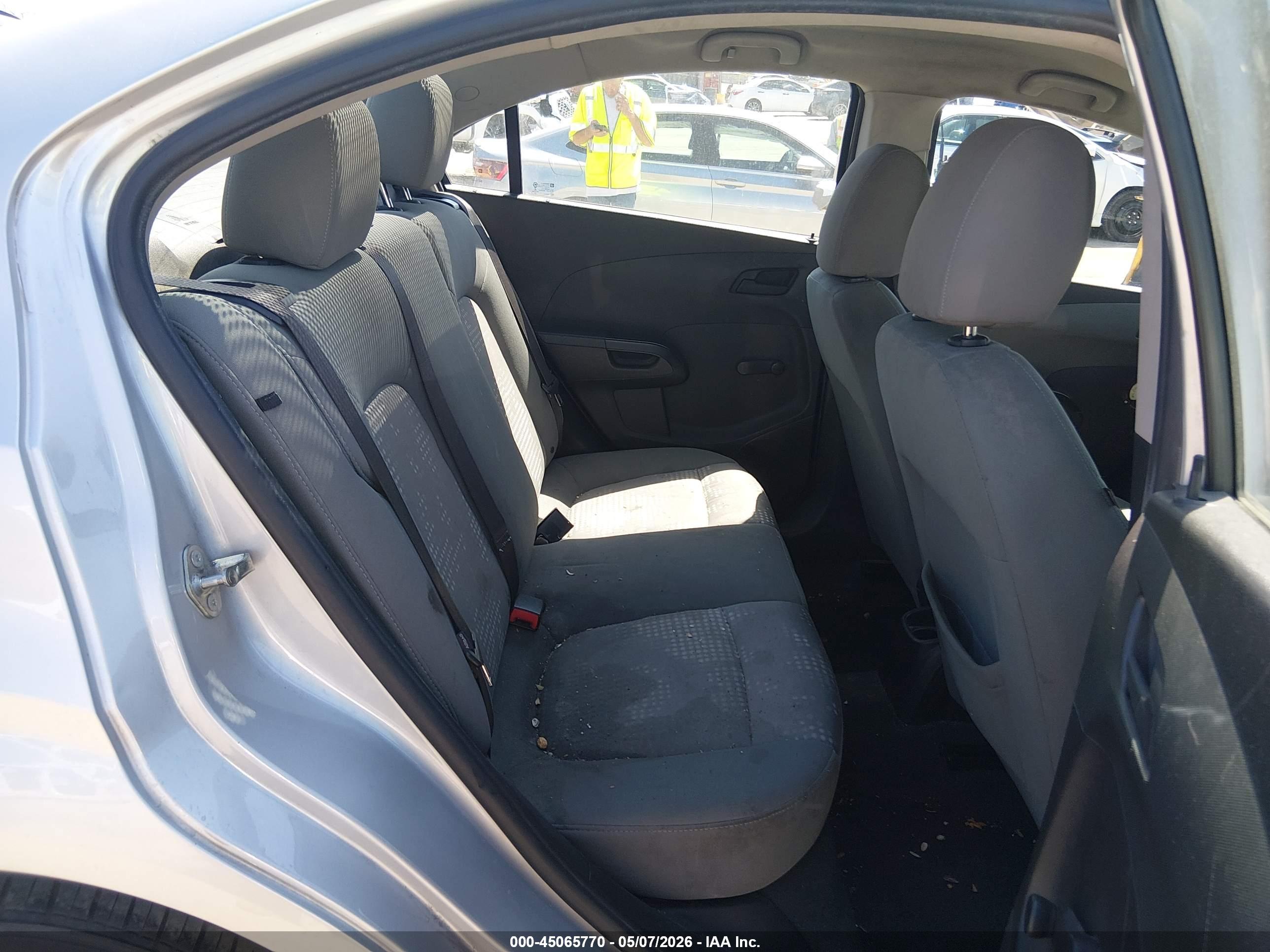 CHEVROLET SONIC image 8