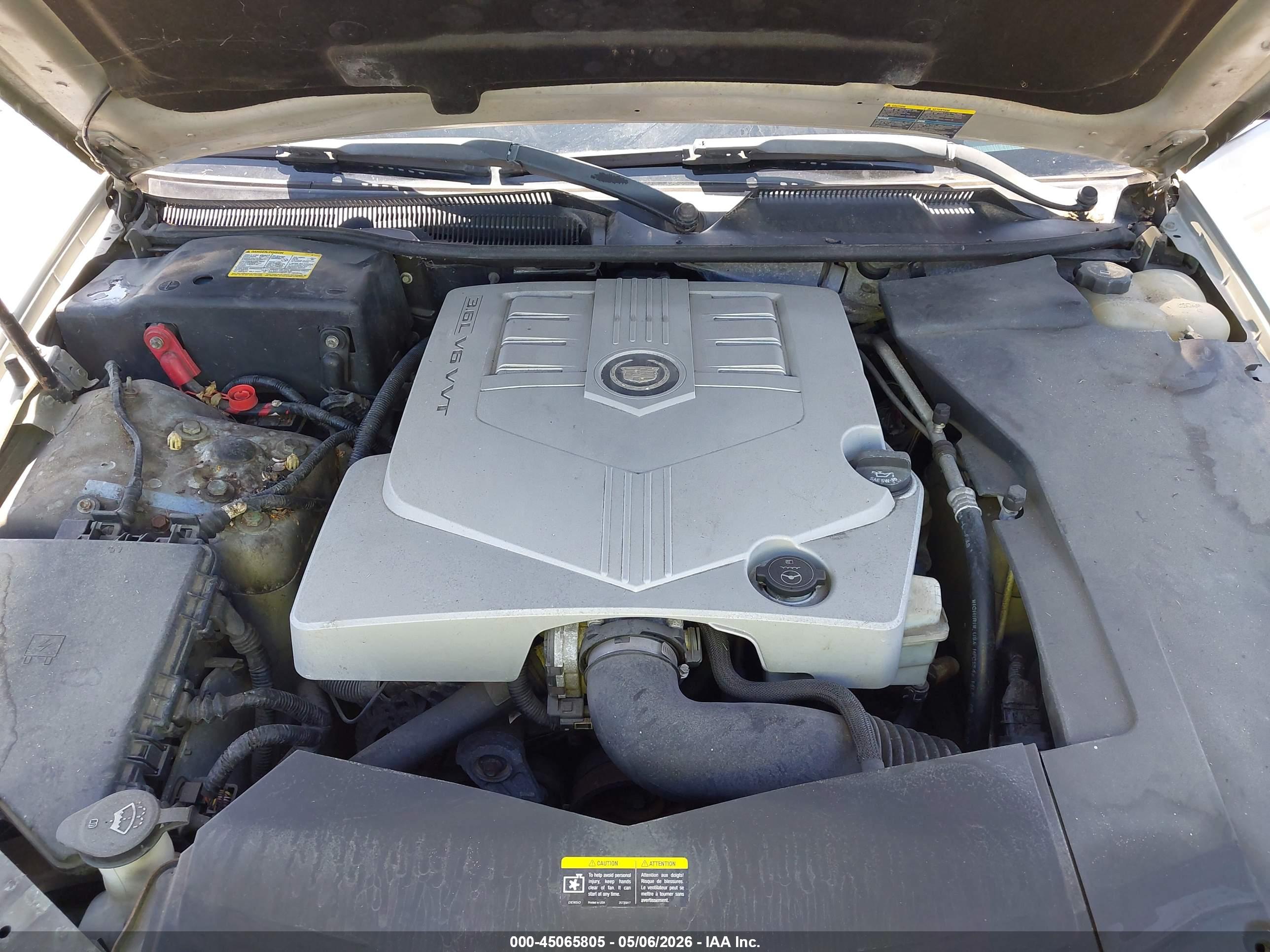 CADILLAC STS image 10